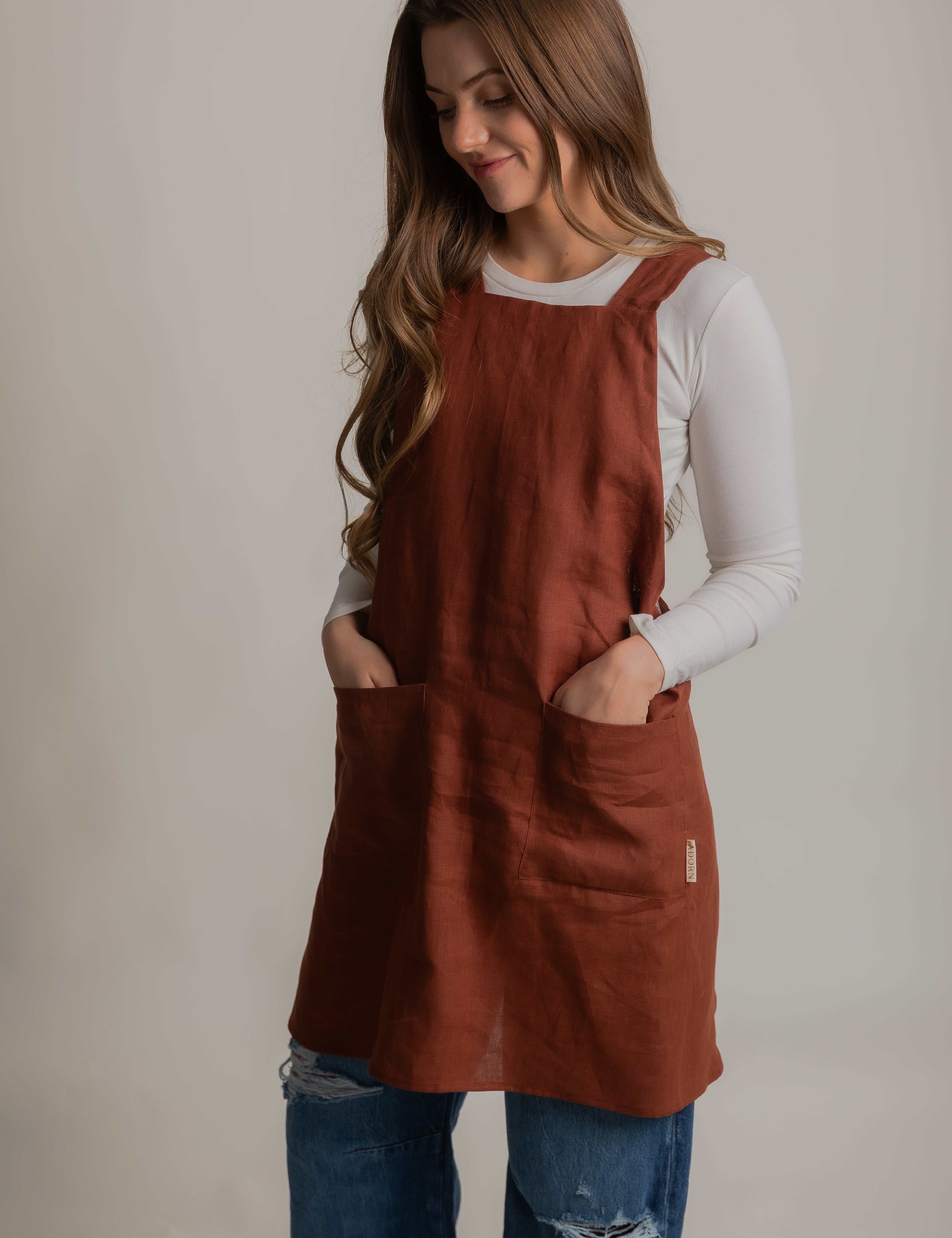 Linen Crossback Apron