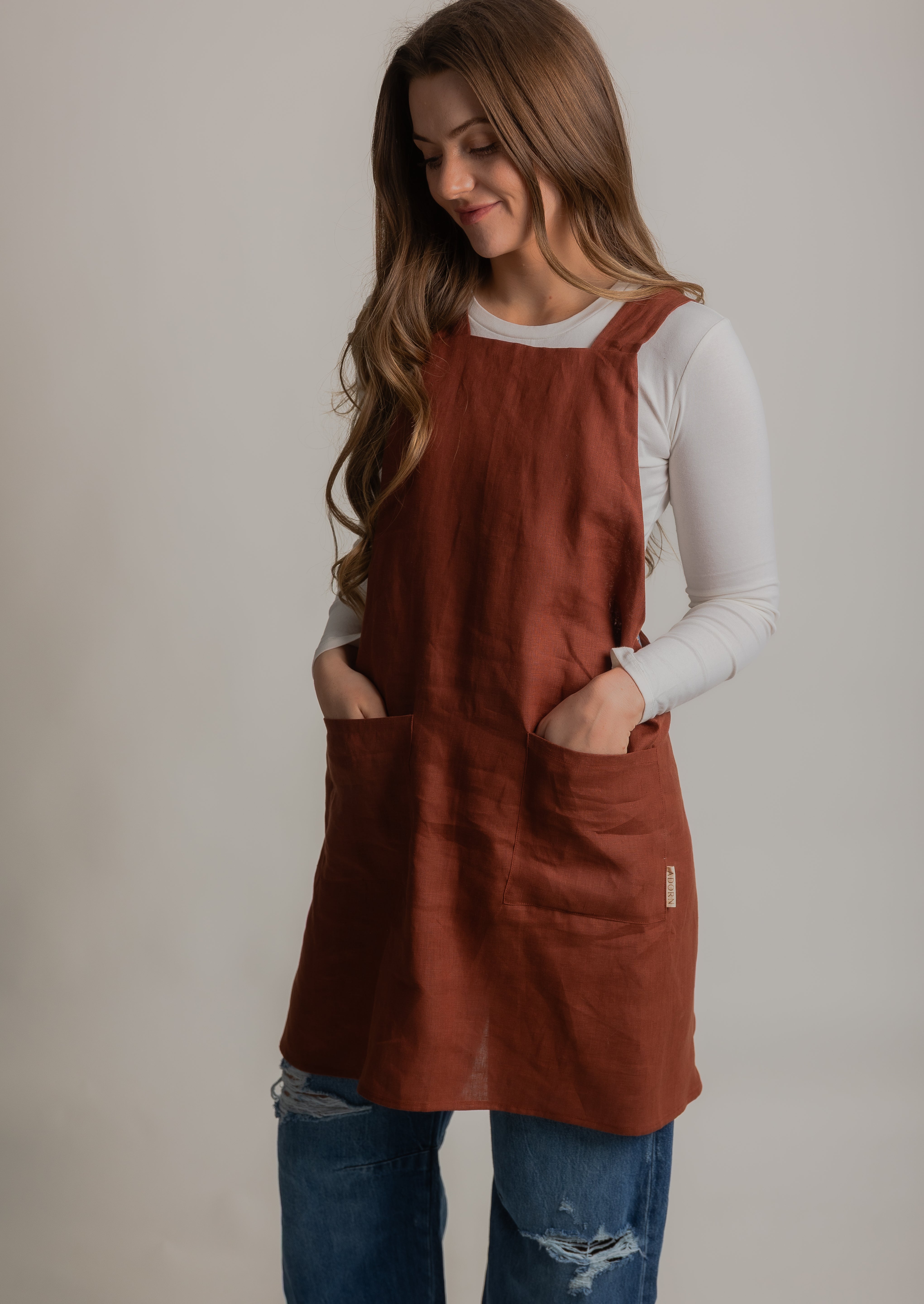 Linen Crossback Apron