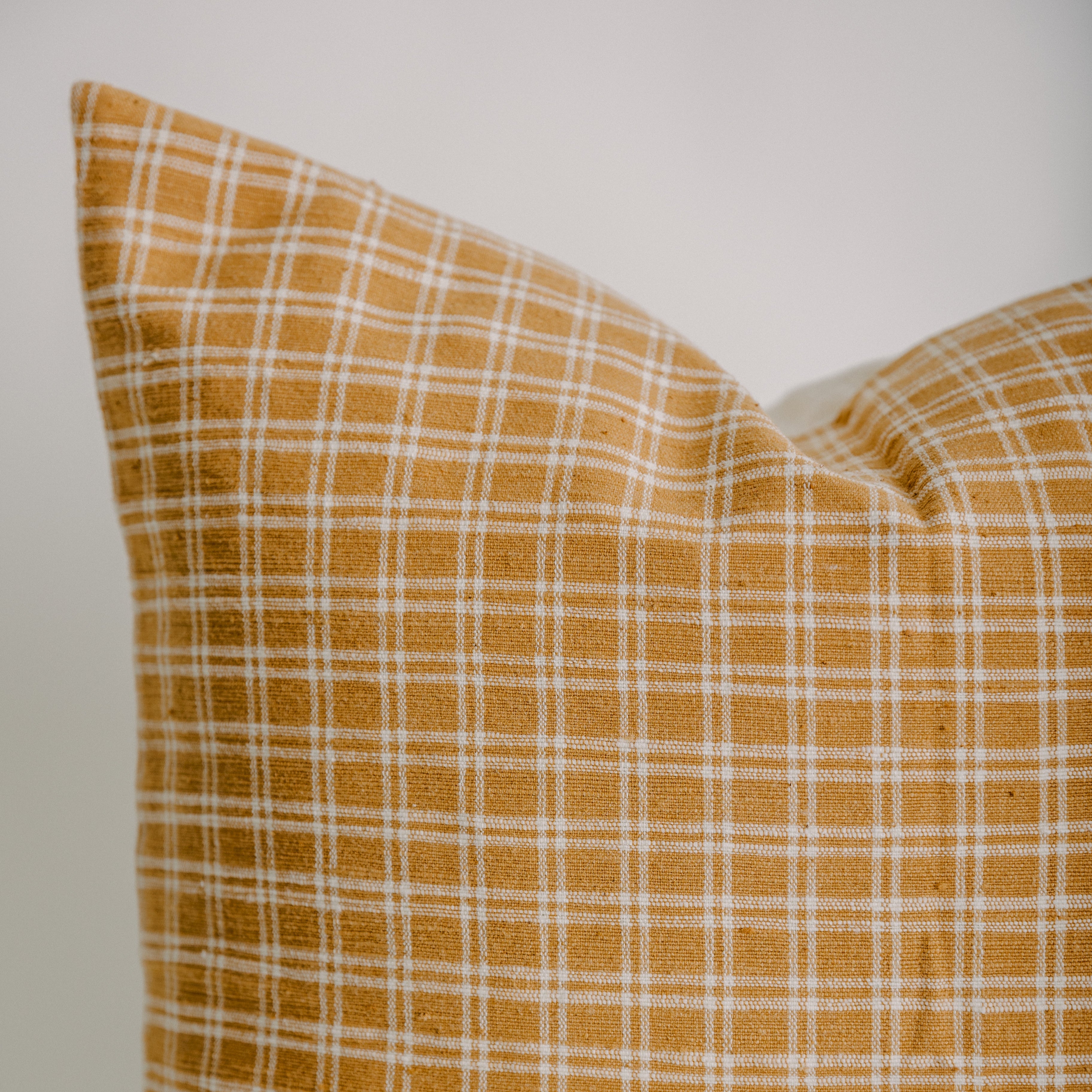 Retro Checkered Pillow Cover