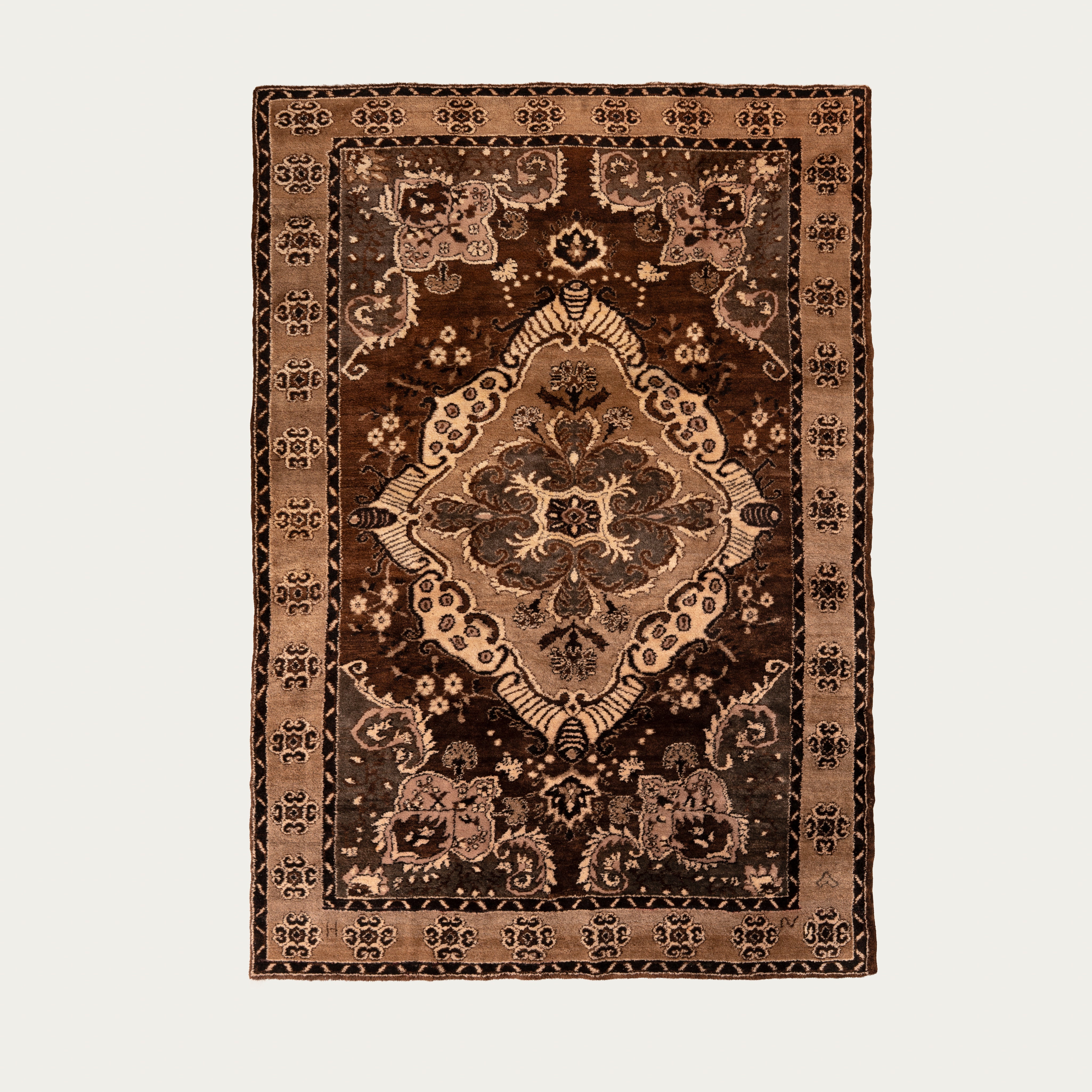 Foreign Hopes Carpet 6'10" x 9'7"
