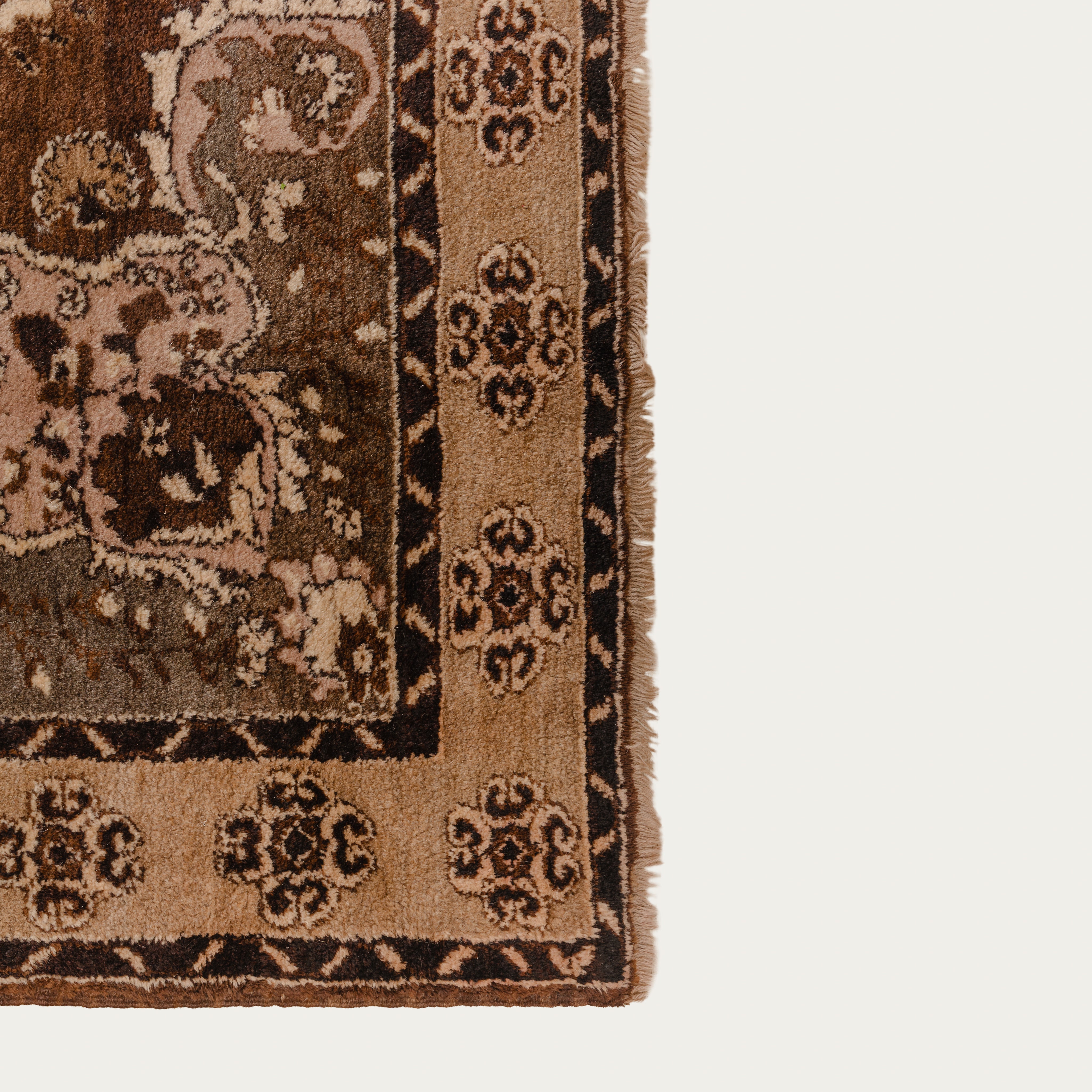 Foreign Hopes Carpet 6'10" x 9'7"