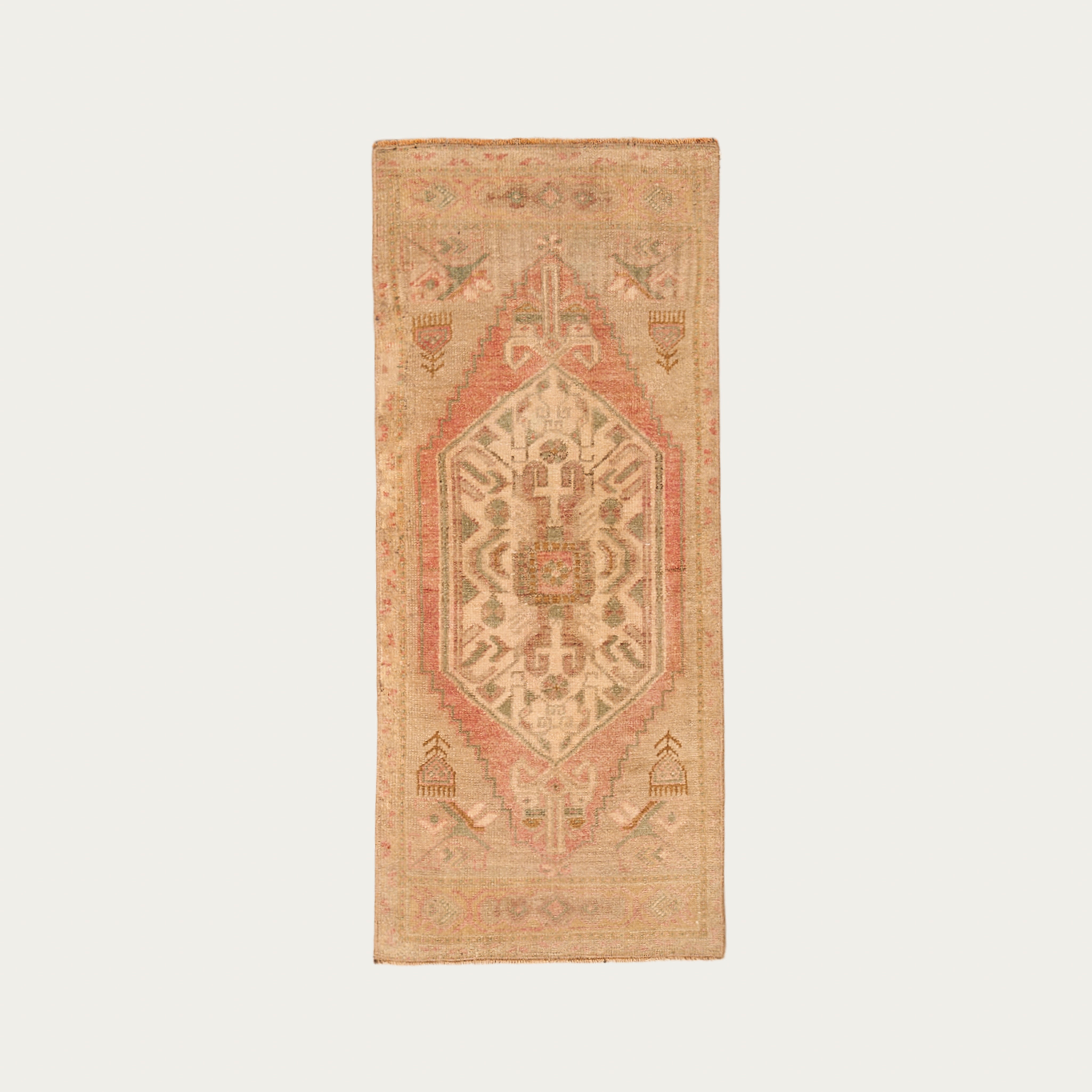 Whistle Pig Carpet 1'7.5" x 3'10"