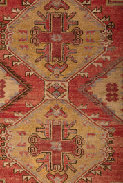 TCBY Carpet 3'4" x 4'10"