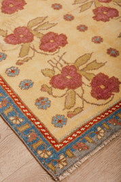Charmingly Vintage Carpet 3'3" x 6'6"