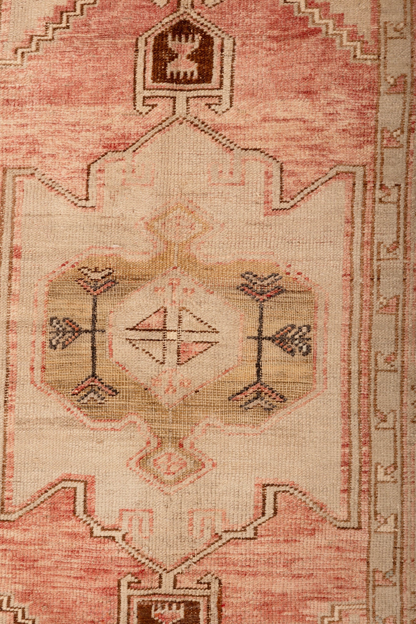 Four Corners Carpet 3'3" x 5'5"