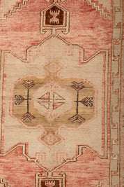Four Corners Carpet 3'3" x 5'5"