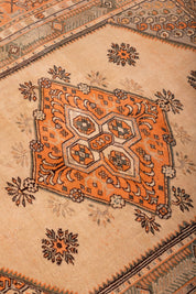Pears & Peaches Carpet 4'8" x 6'