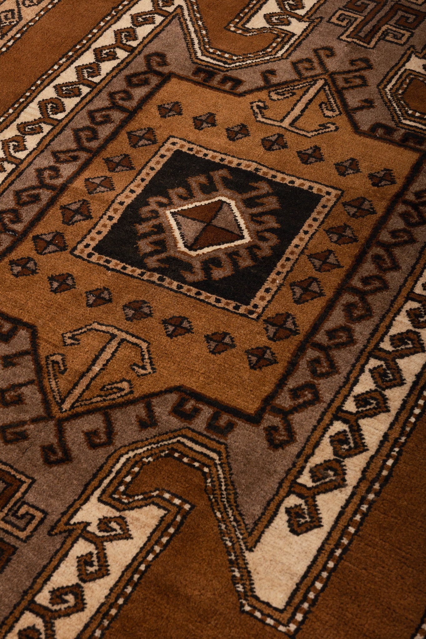 Mud Bath Carpet 4'1" x 6'11"