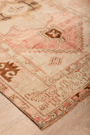 Four Corners Carpet 3'3" x 5'5"