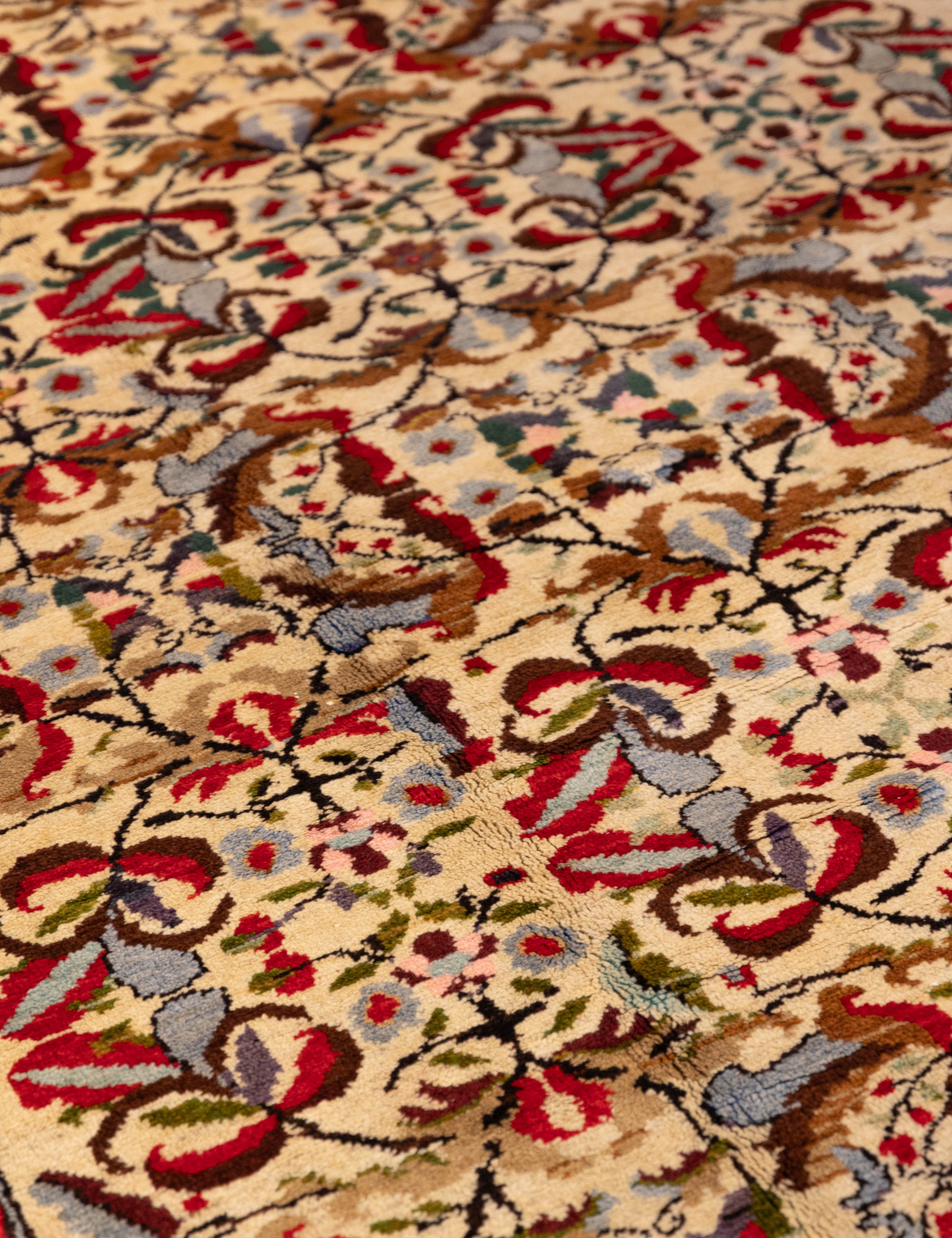 Ivory_Bouquet_Carpet-2.jpg