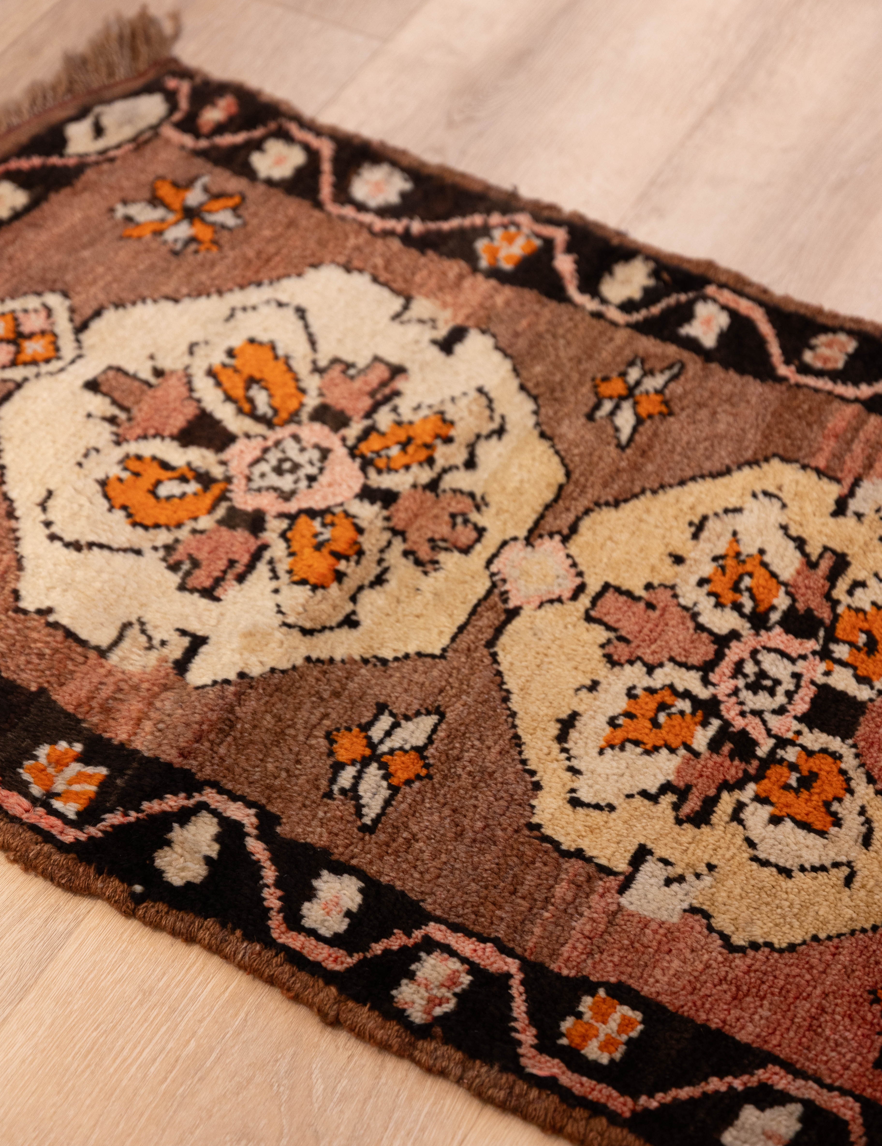 Ivory_Twin_Carpet-2.jpg