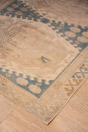Kangaroo Pouch Carpet 3' x 5'2"