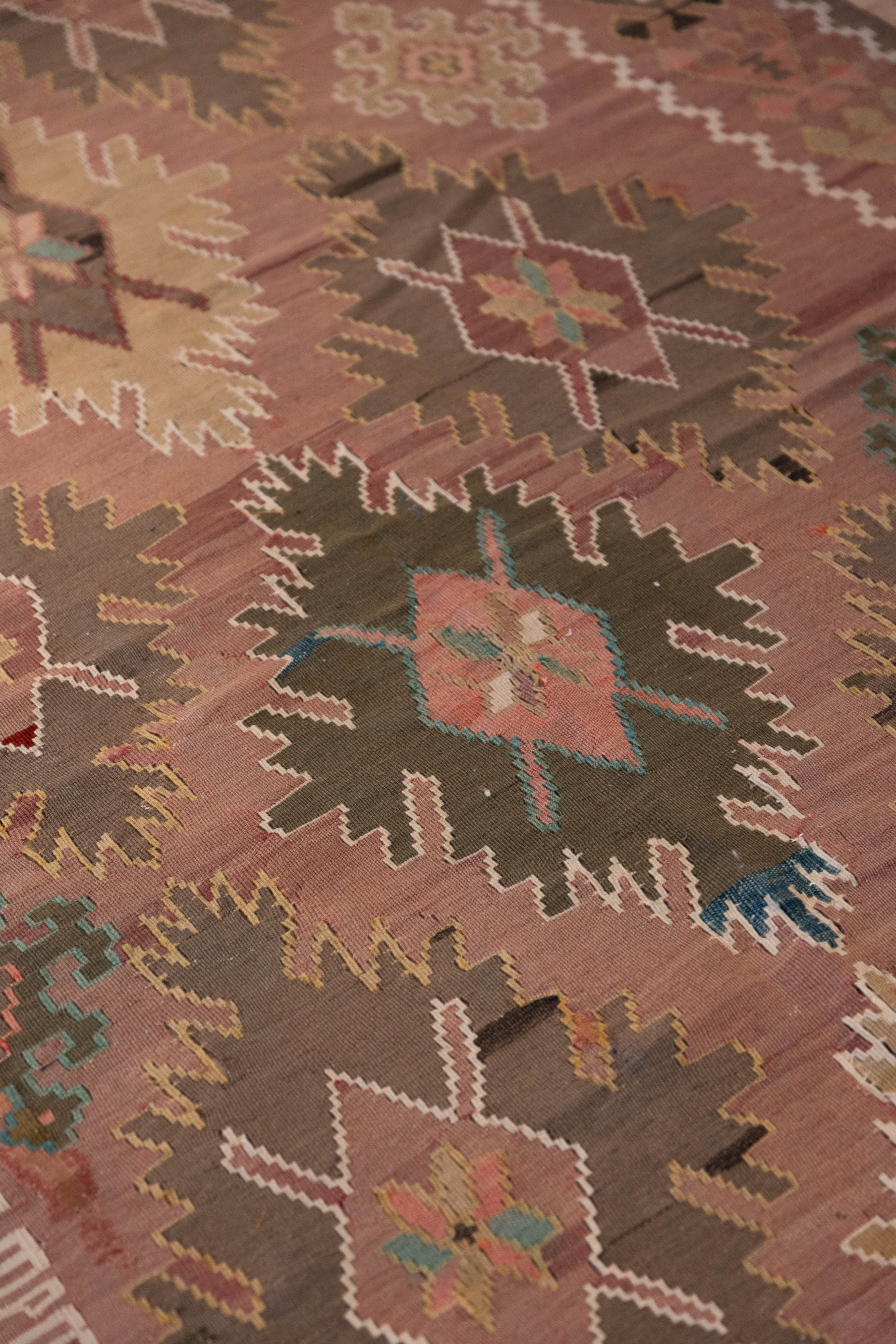 Mauve Star Kilim 4'9" x 7'9"