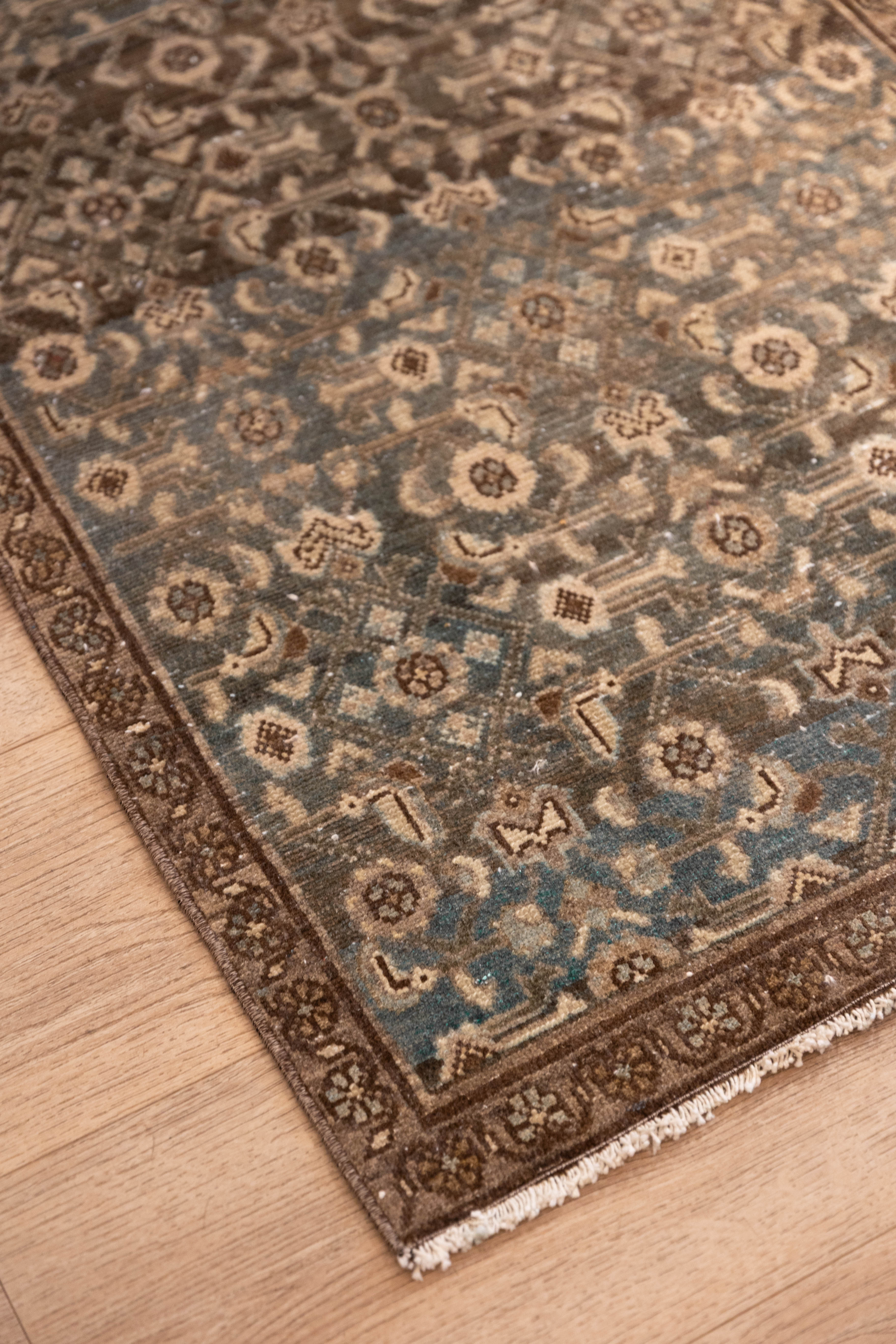 Noticing Runner 2'5" x 8'6"
