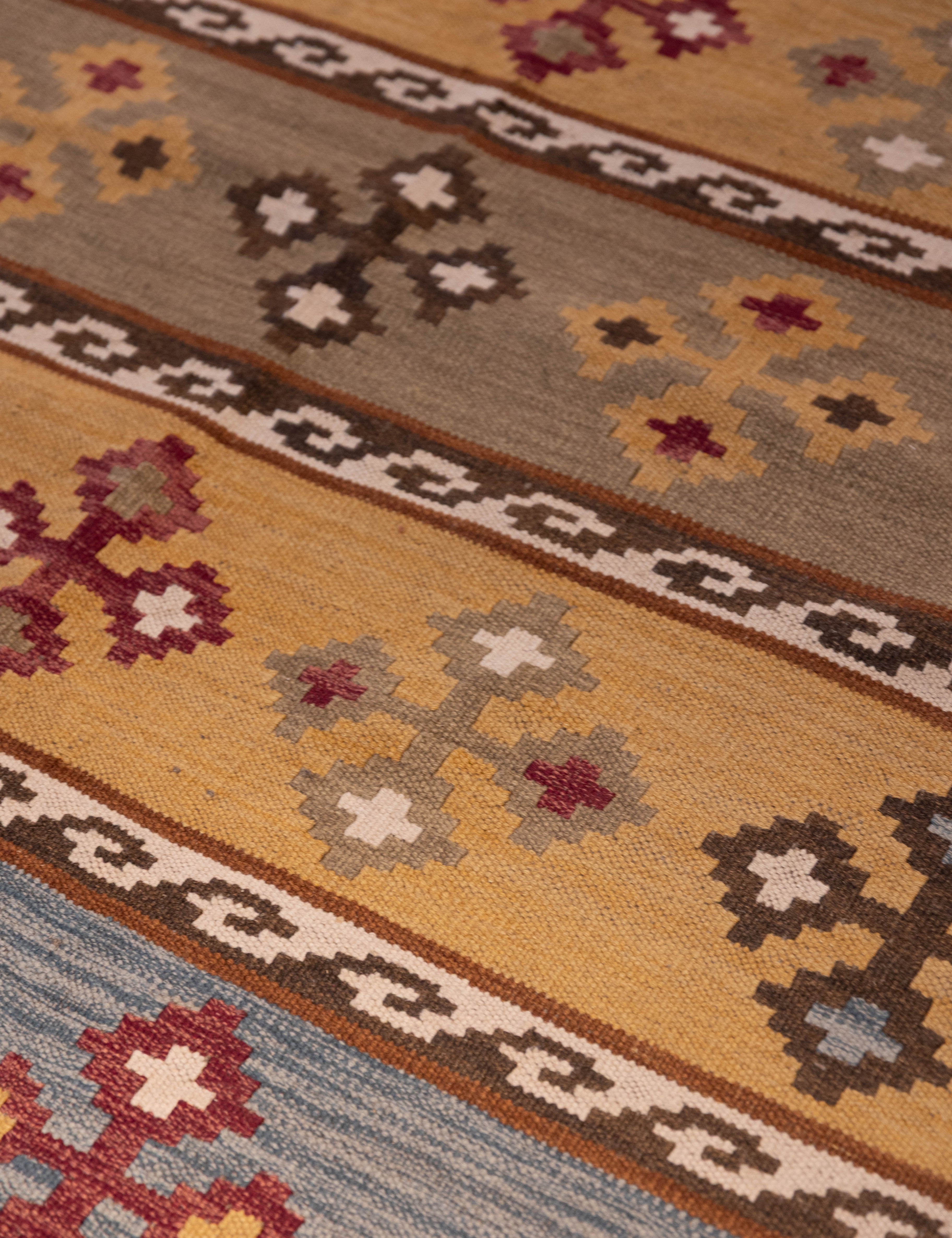 Rainbow_Band_Kilim-2.jpg