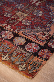 Rosette Parade Carpet 3'9" x 6'3"