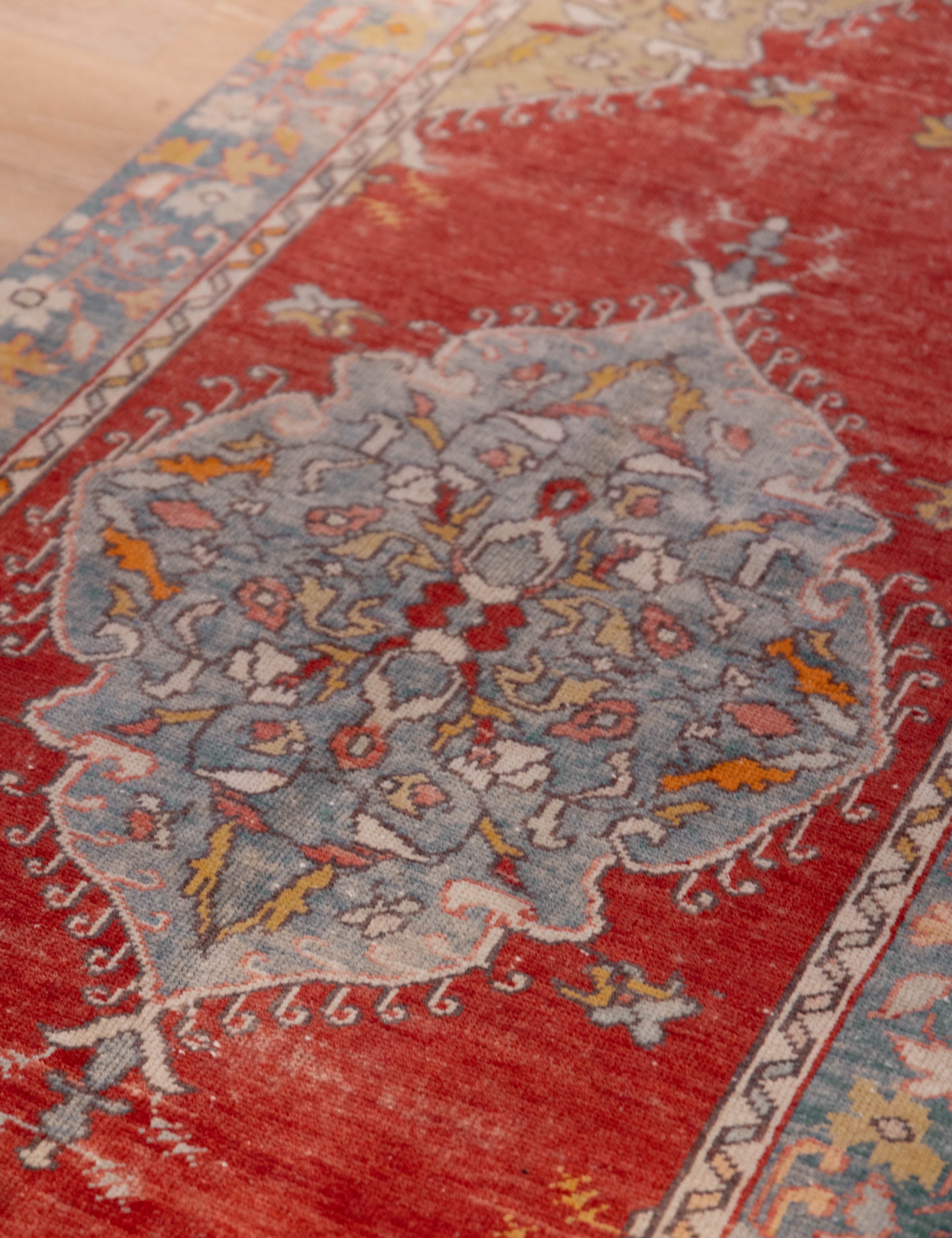 Scarlette_Bloom_Carpet_1.jpg