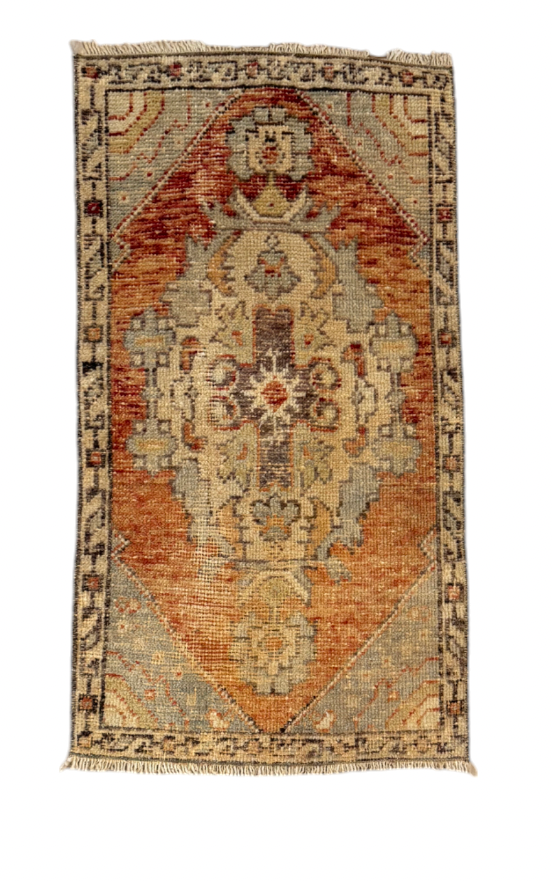 Goose Creek Carpet 2'9" x 1'6"