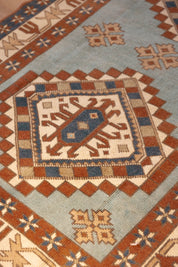 Seafoam Diamond Carpet 3'10" x 5'9"