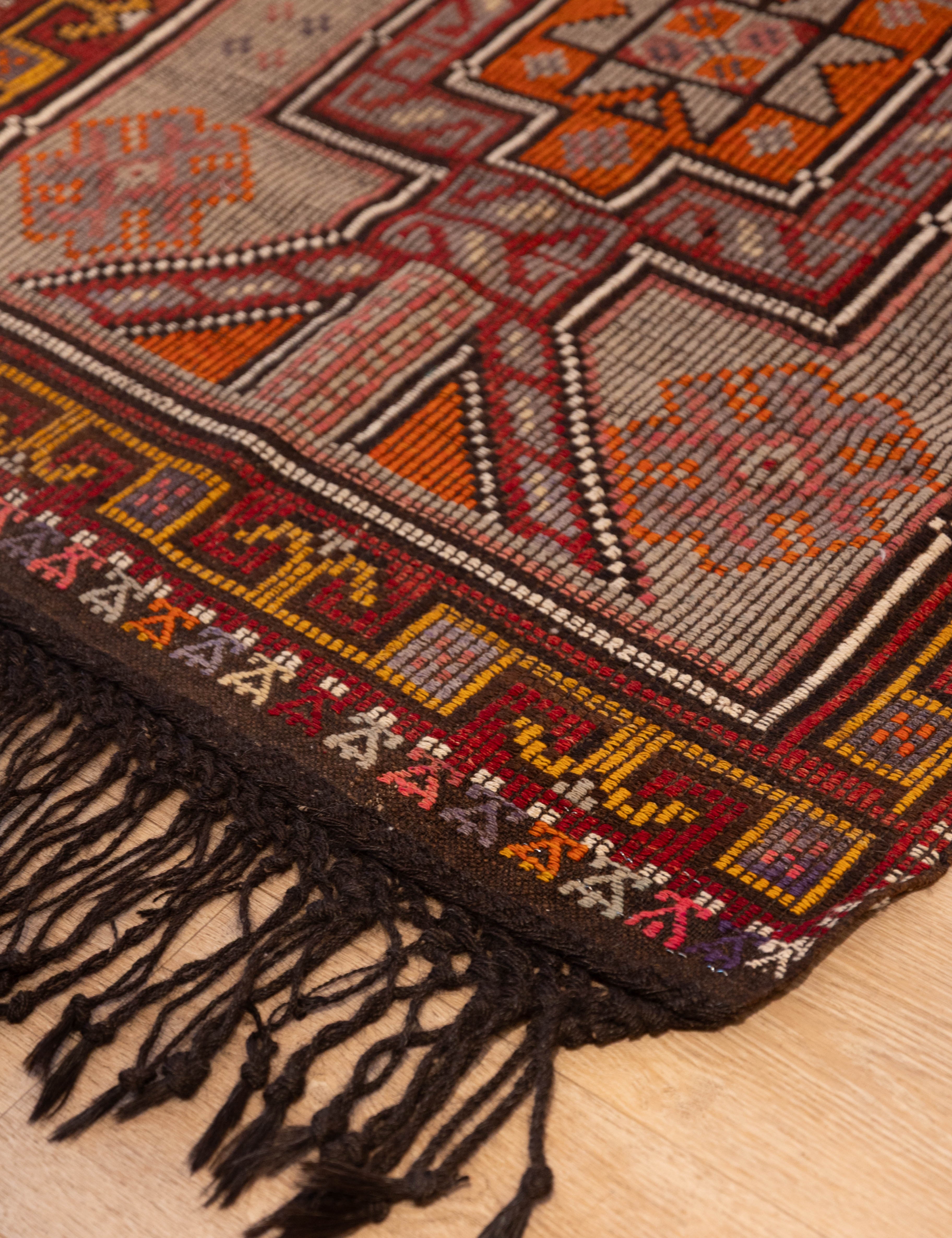 Tangerine_Star_Carpet-2.jpg