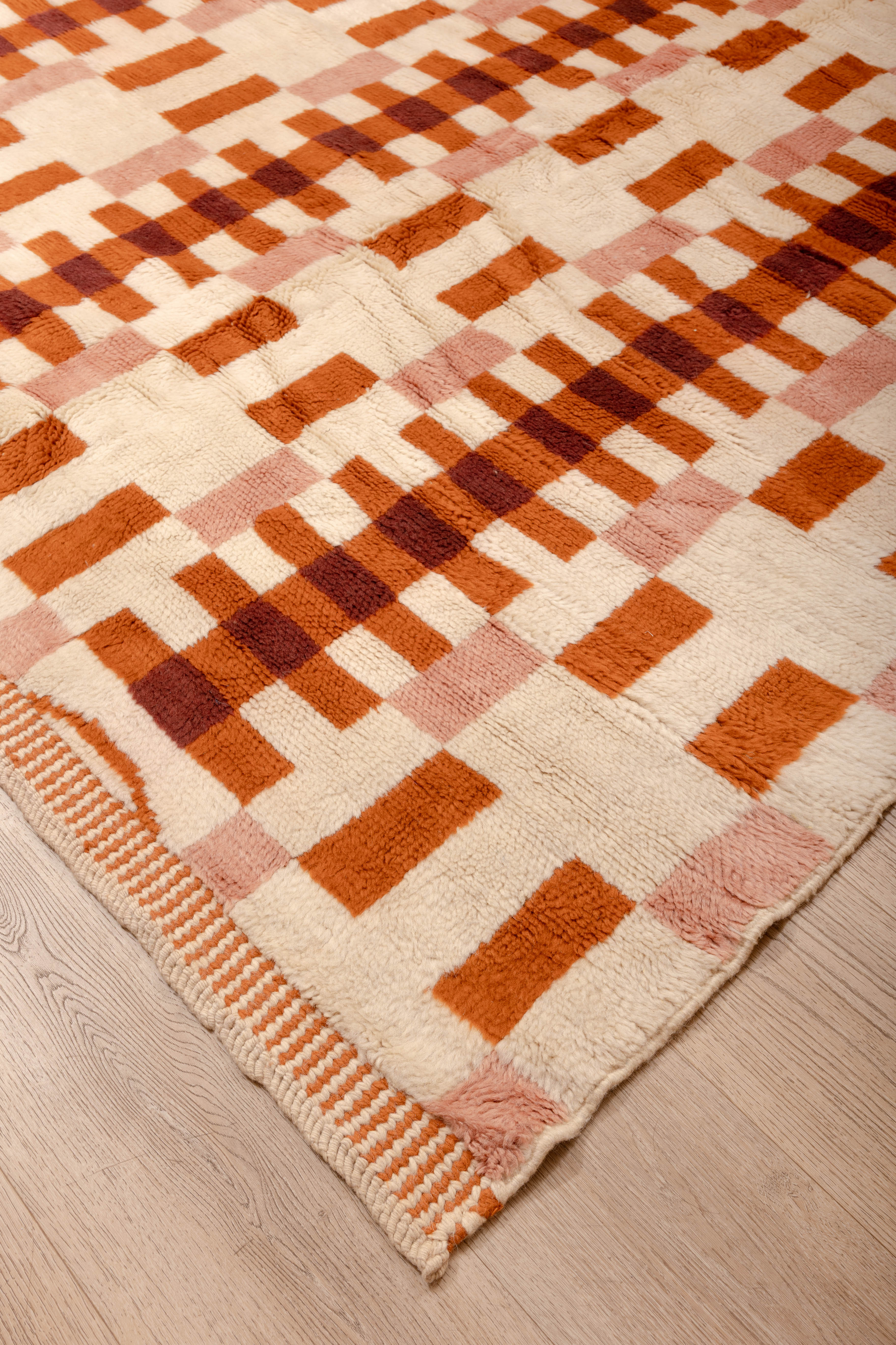 This & That Carpet 9' 7"  x 12'