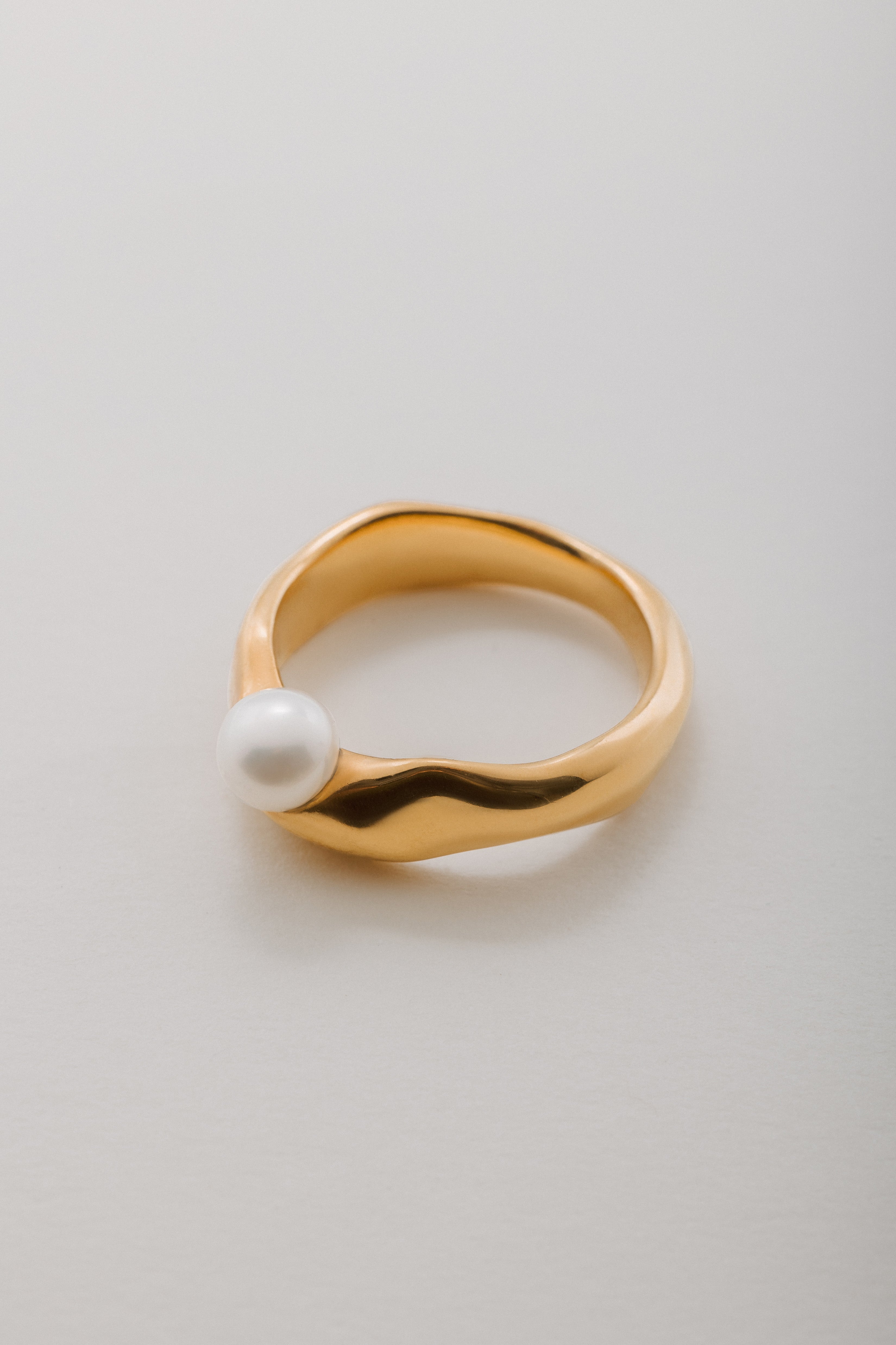 Organic Pearl Ring