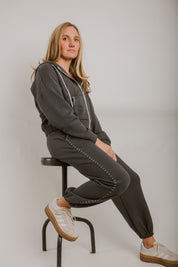 Au Calme Full Zip Sweatshirt