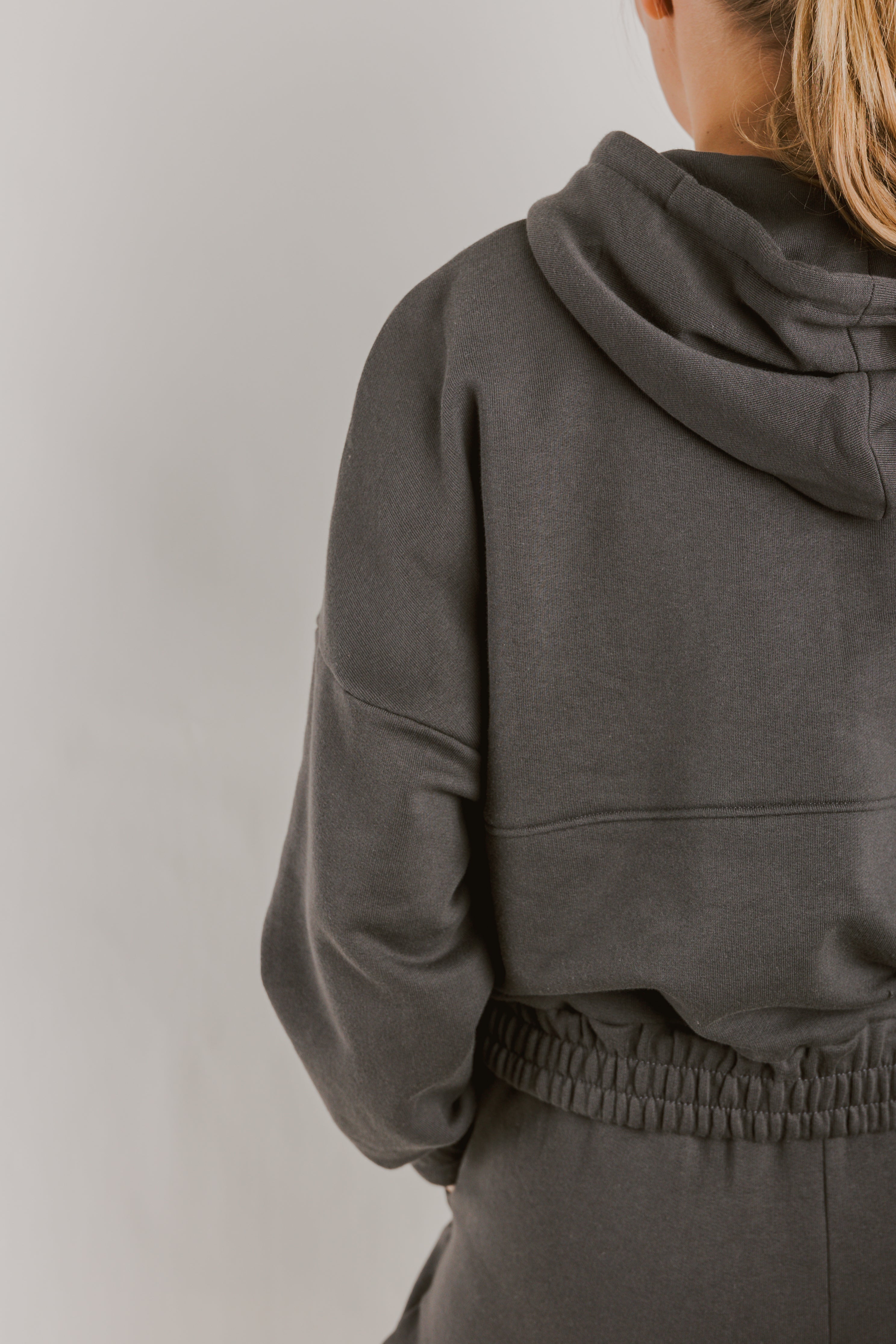 Au Calme Full Zip Sweatshirt