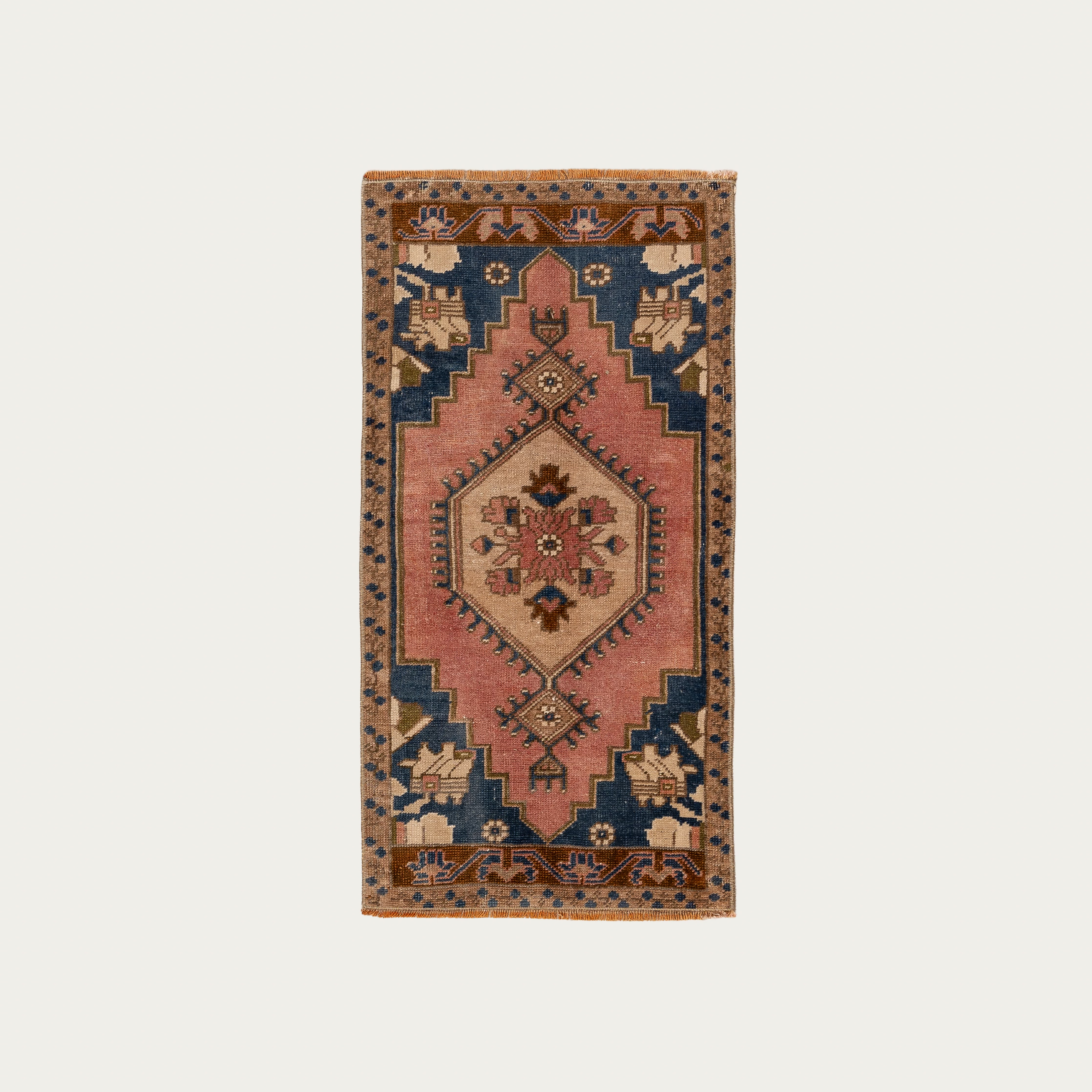 red_rivers_carpet.png