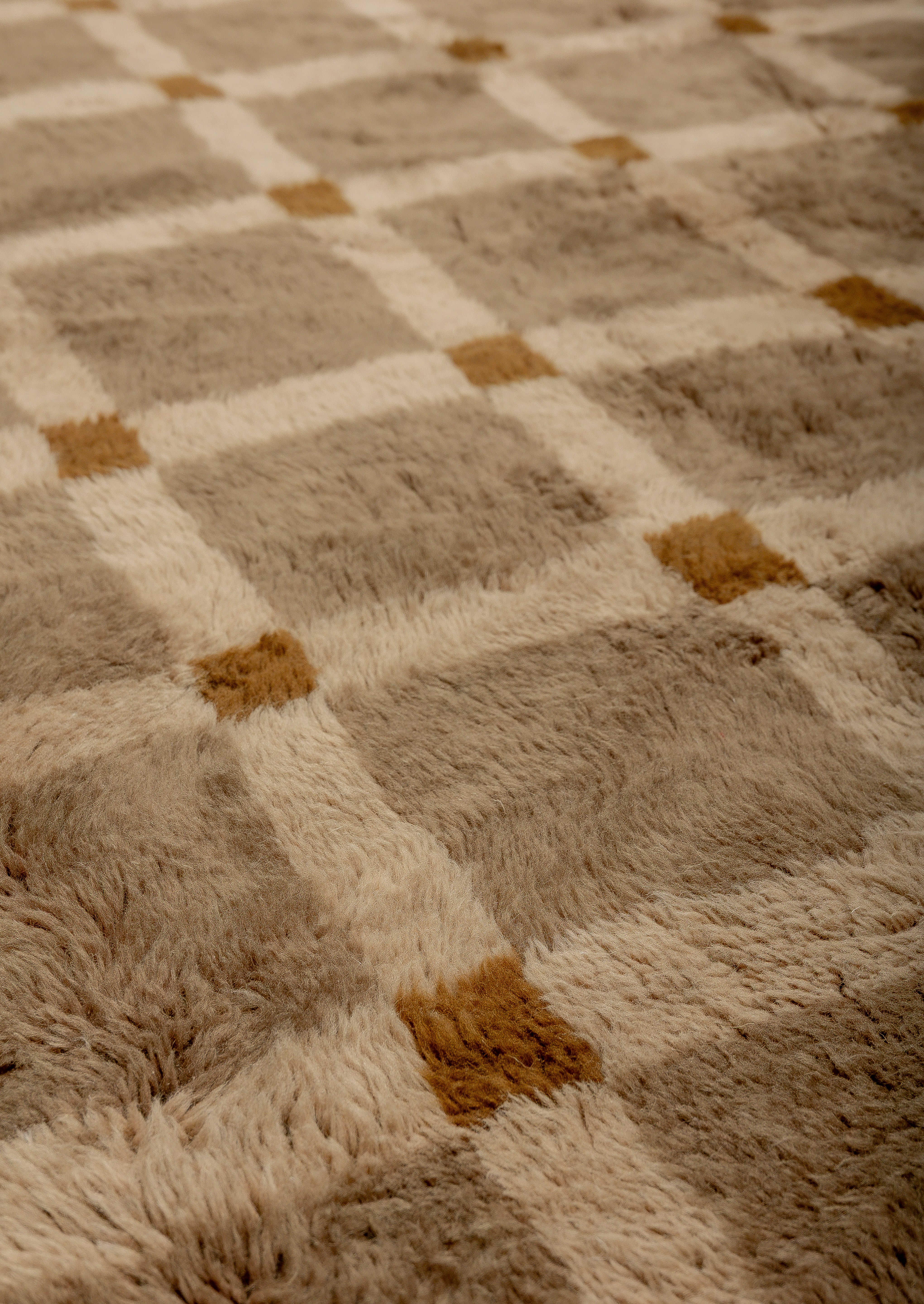 Formal Checkers Carpet - 7.5' x 9'