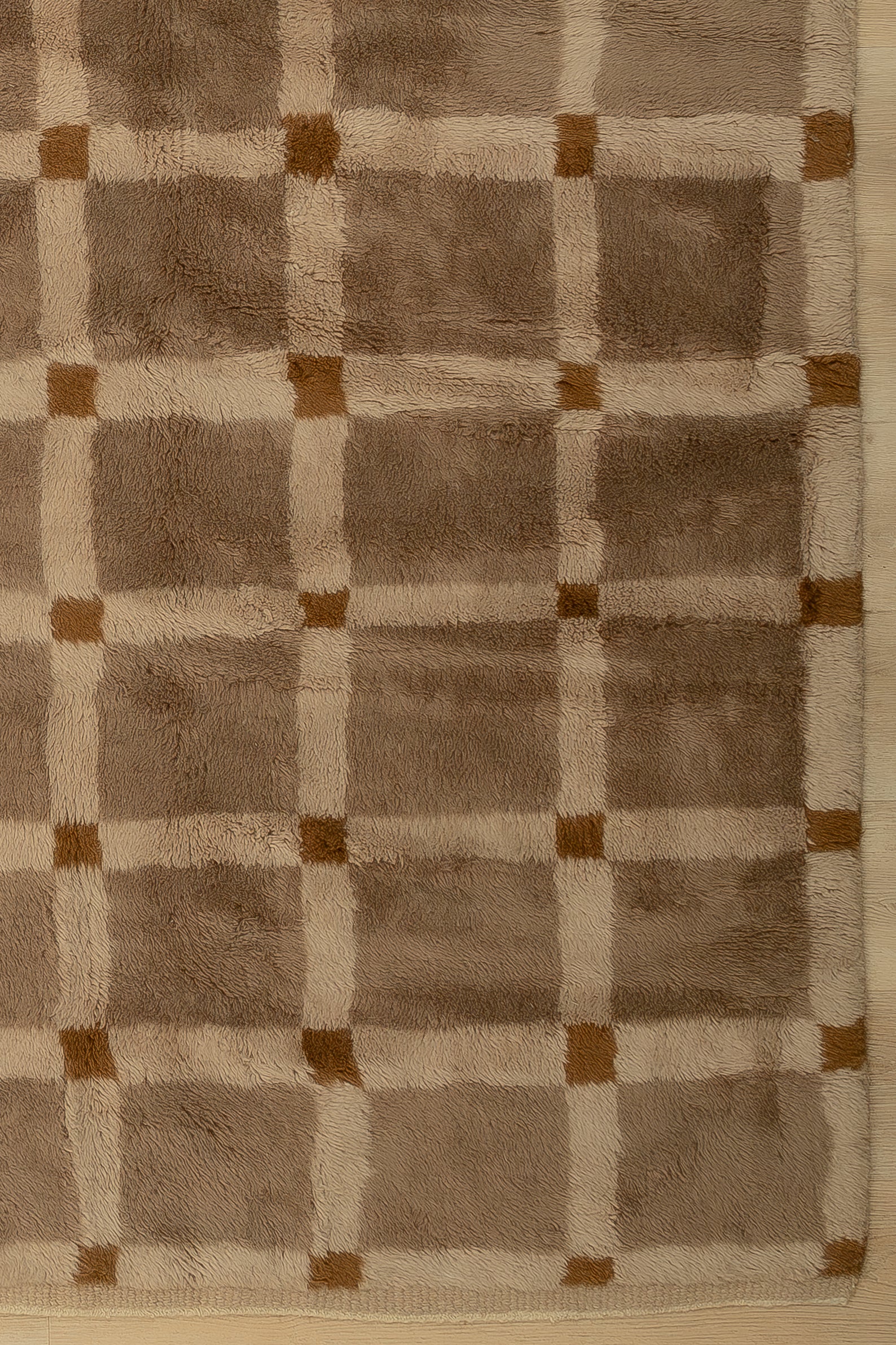Formal Checkers Carpet - 7.5' x 9'