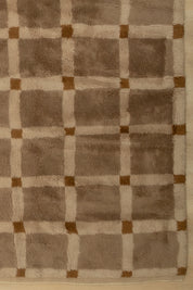 Formal Checkers Carpet - 7.5' x 9'