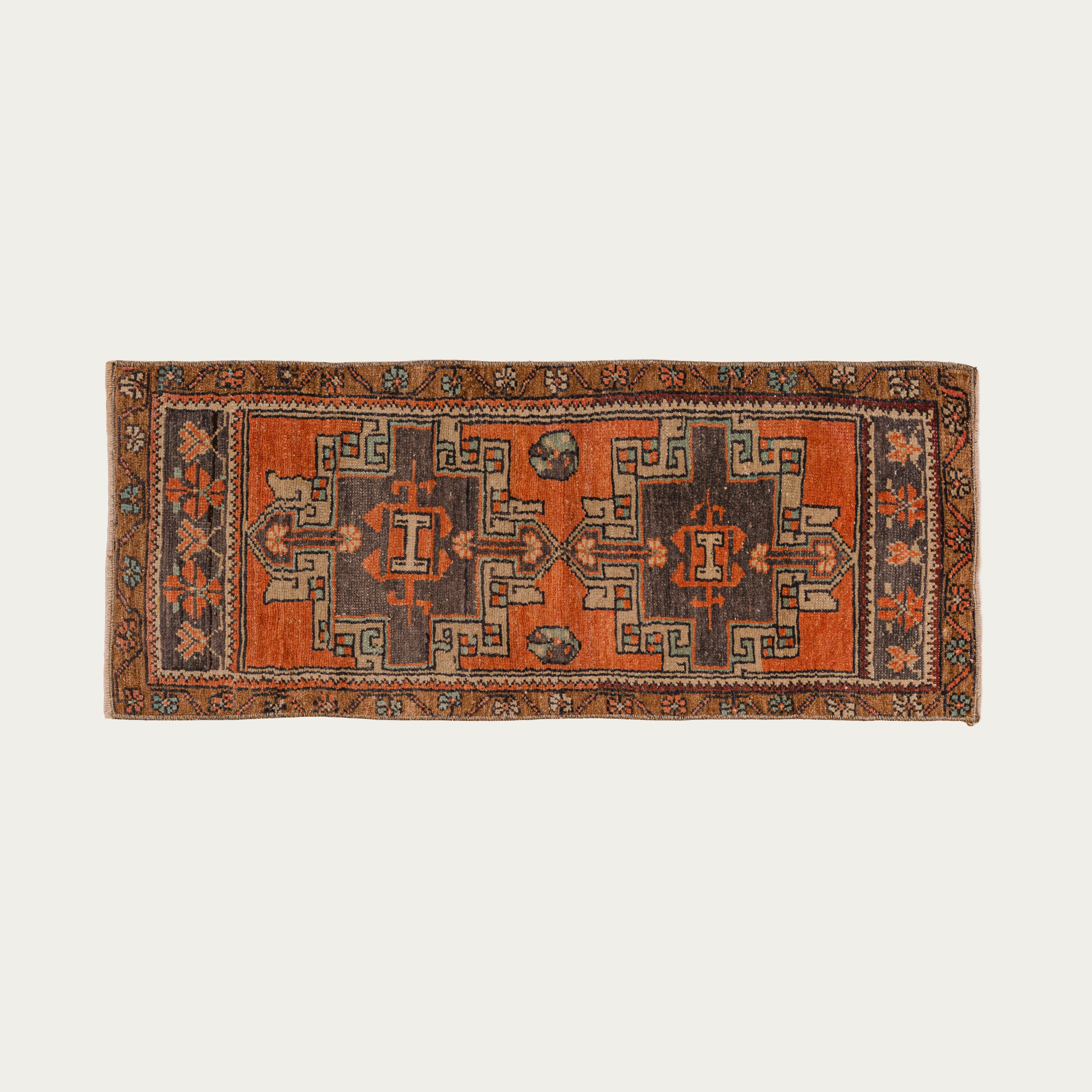 Fall Feeling Carpet 1'7" x 3'10"