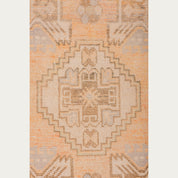 Subtle Tulips Carpet 1'7" x 3'