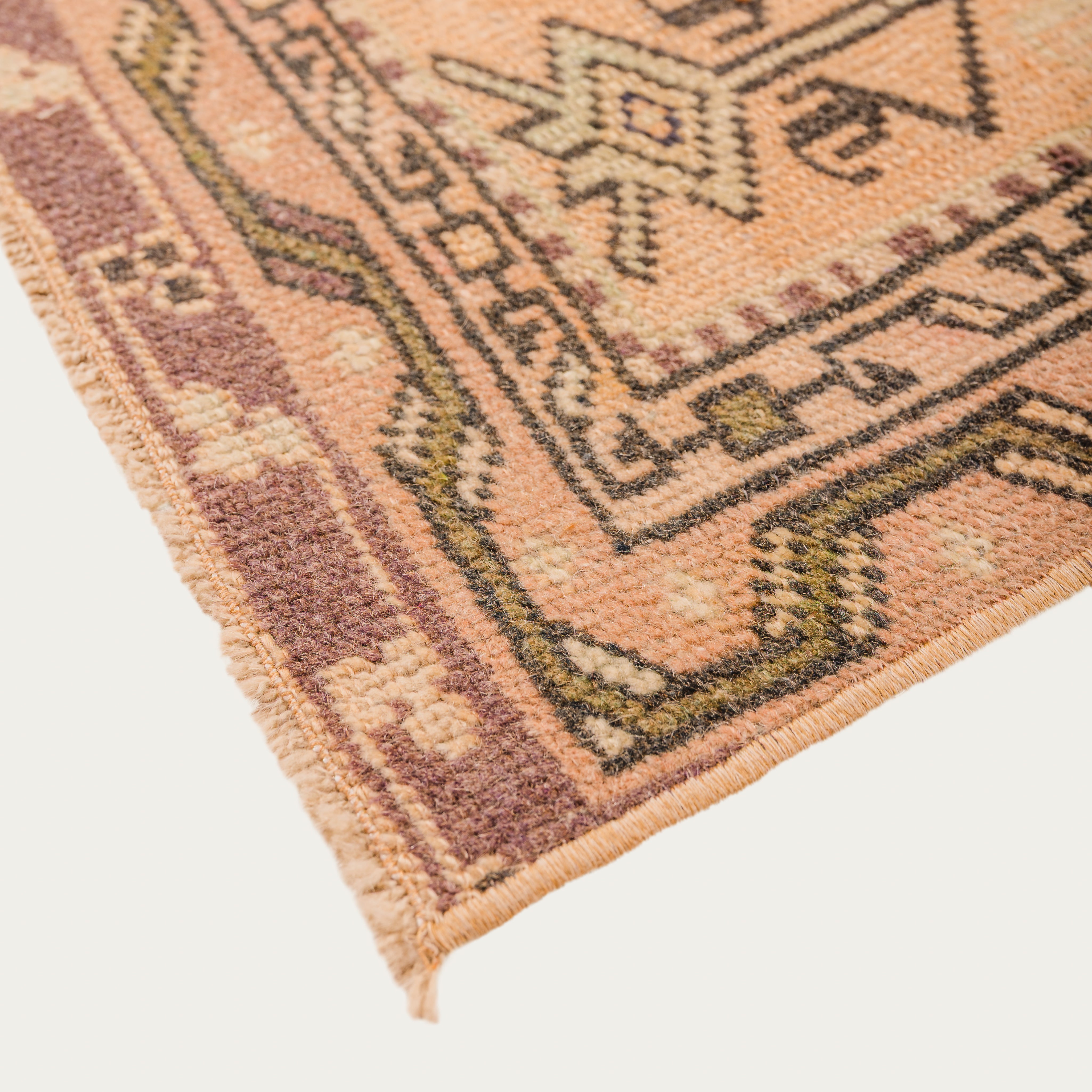 Boxed In Carpet - 2'1" x 3'5"