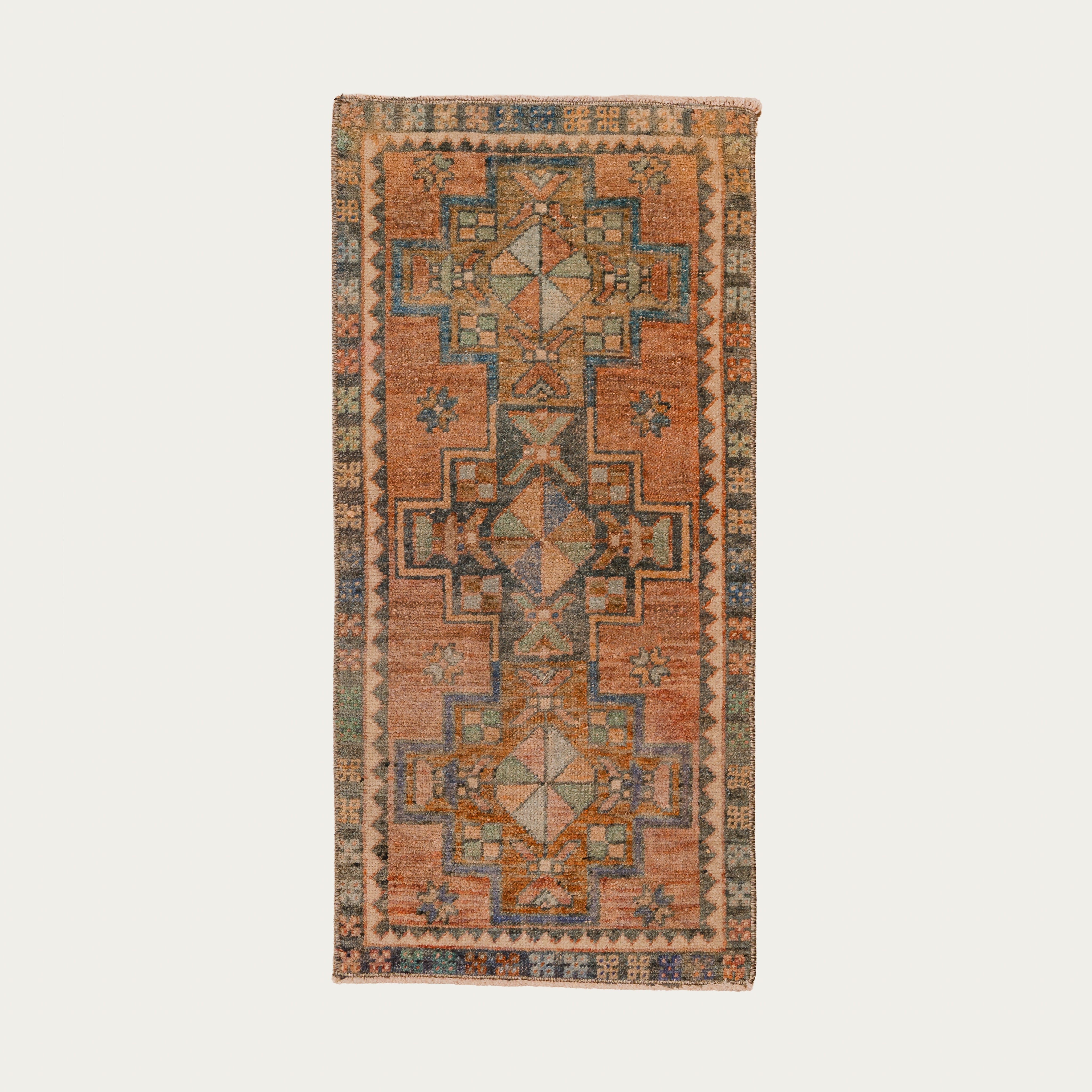 Harmony Carpet 1.5' x 3'2"