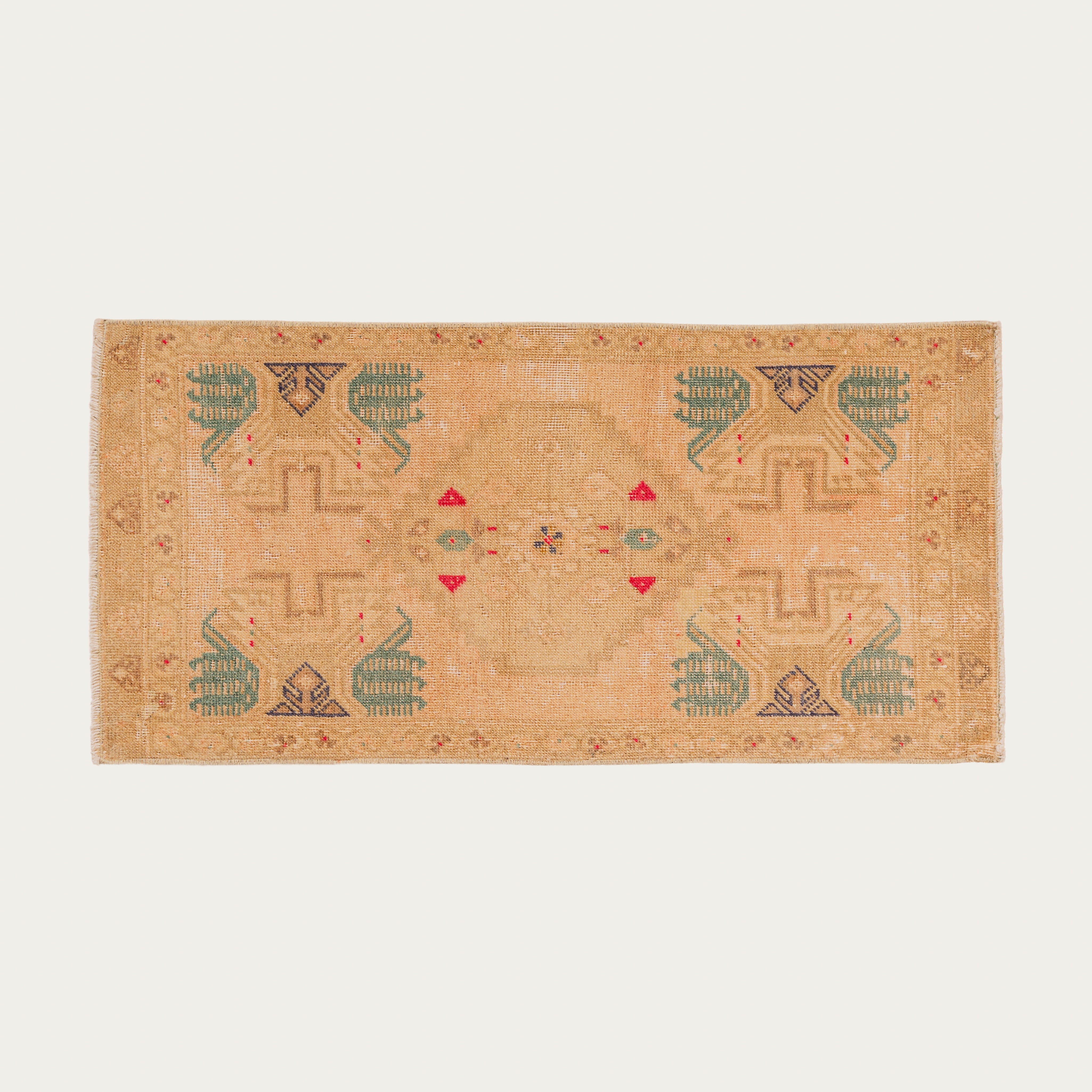 Shake It Up Carpet 1'8" x 3'6"