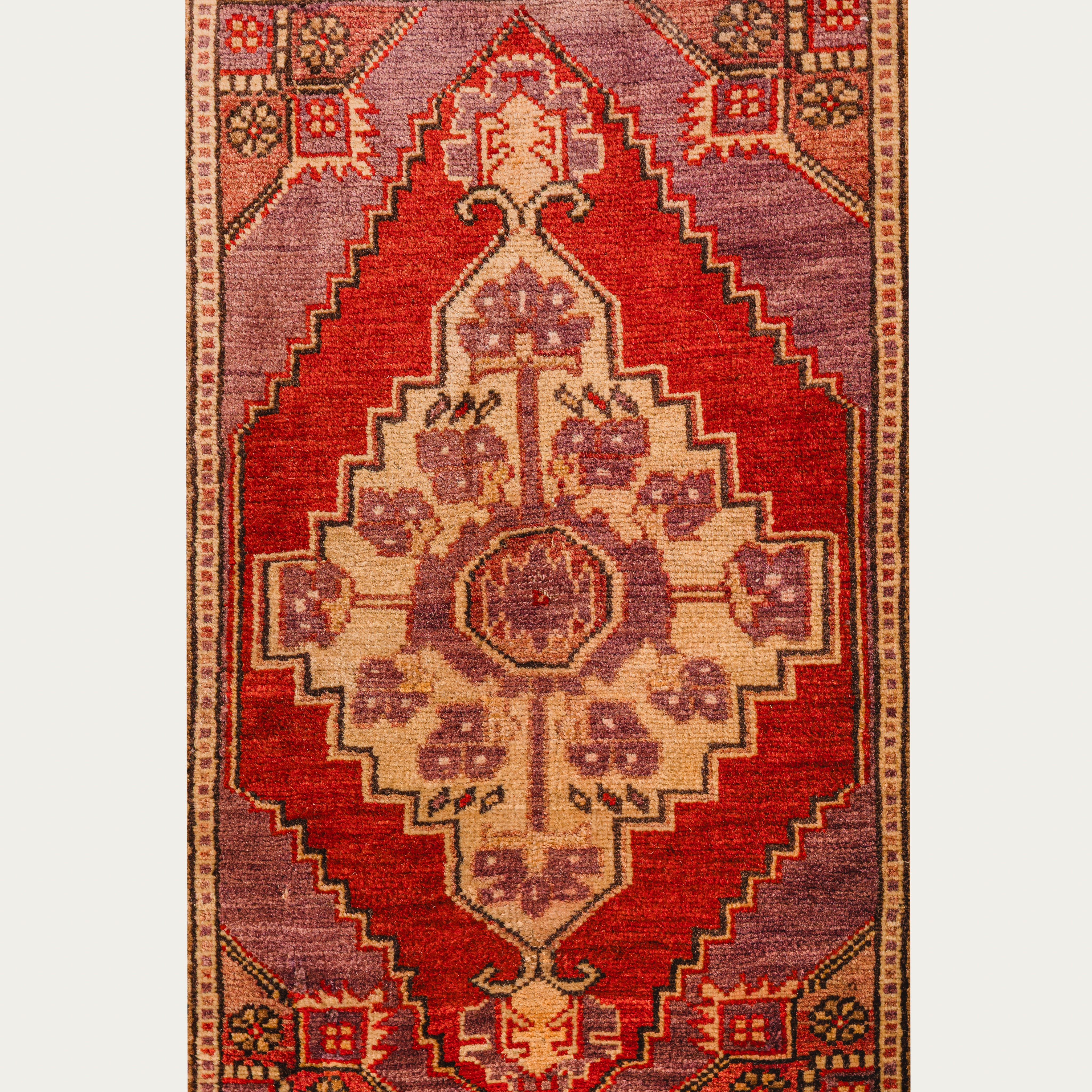 Poppy Fields Carpet 1'7" x 3'2"