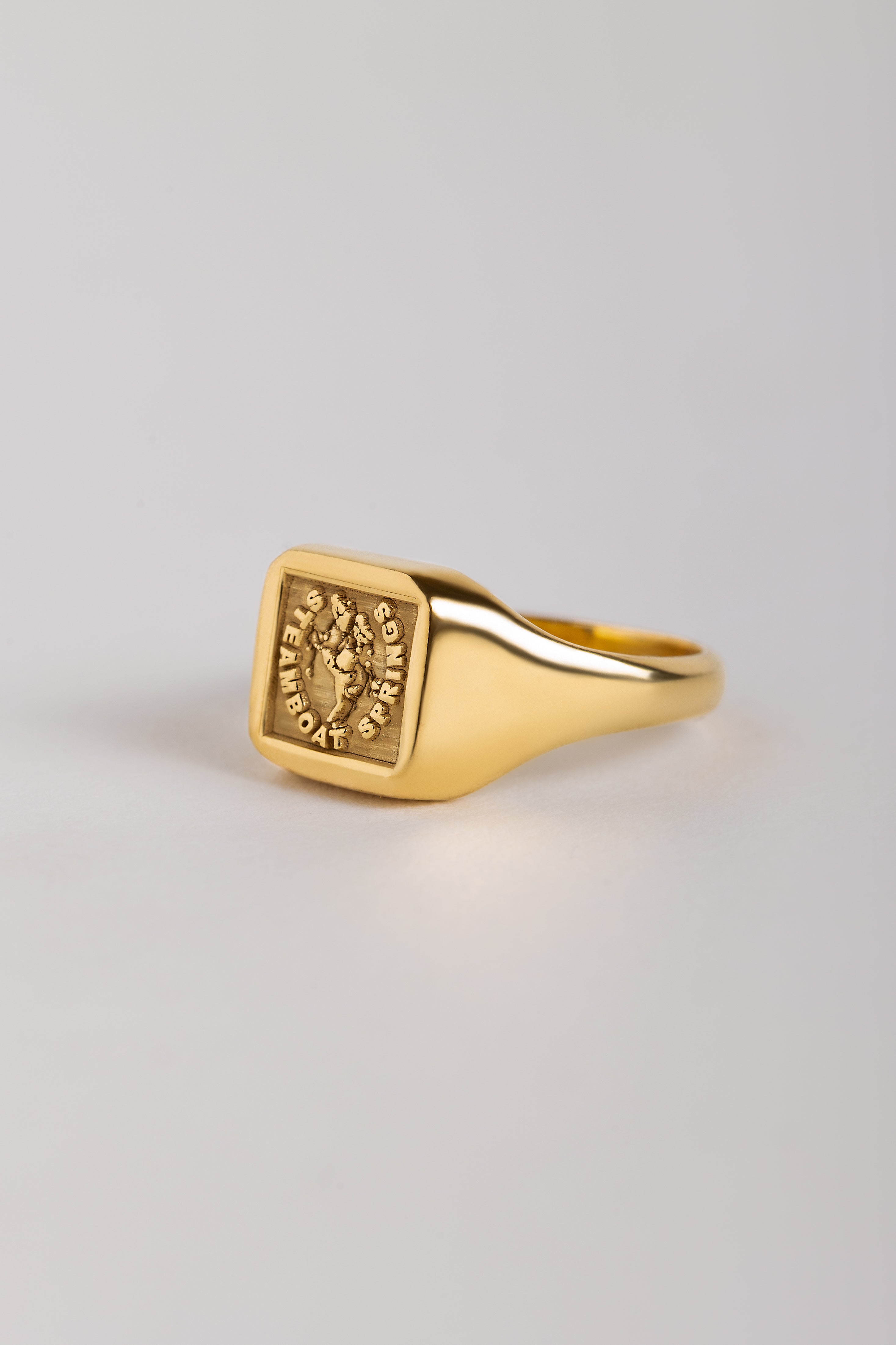 Giddy Up Signet Ring