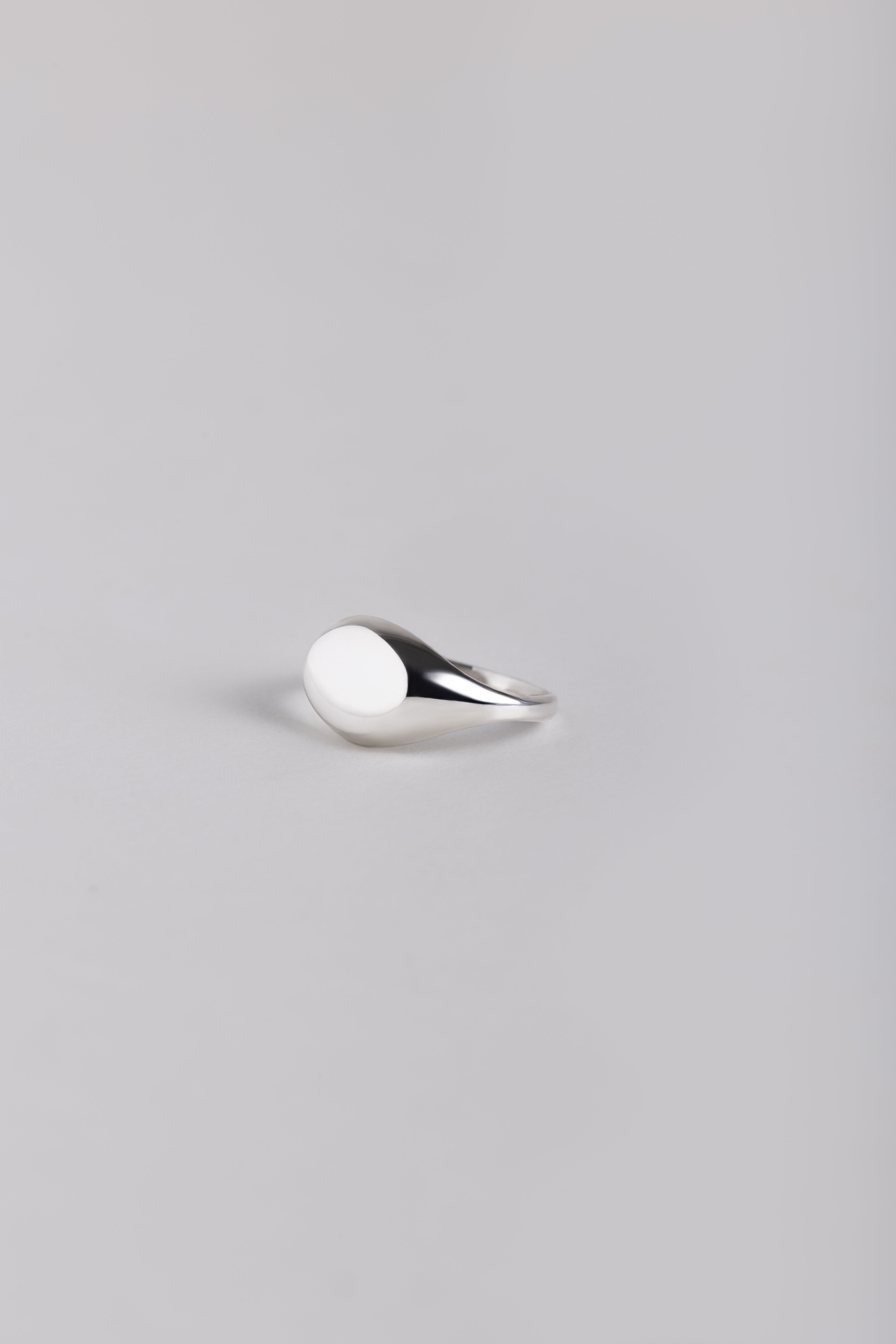 Sarah Signet Ring - Sterling Silver