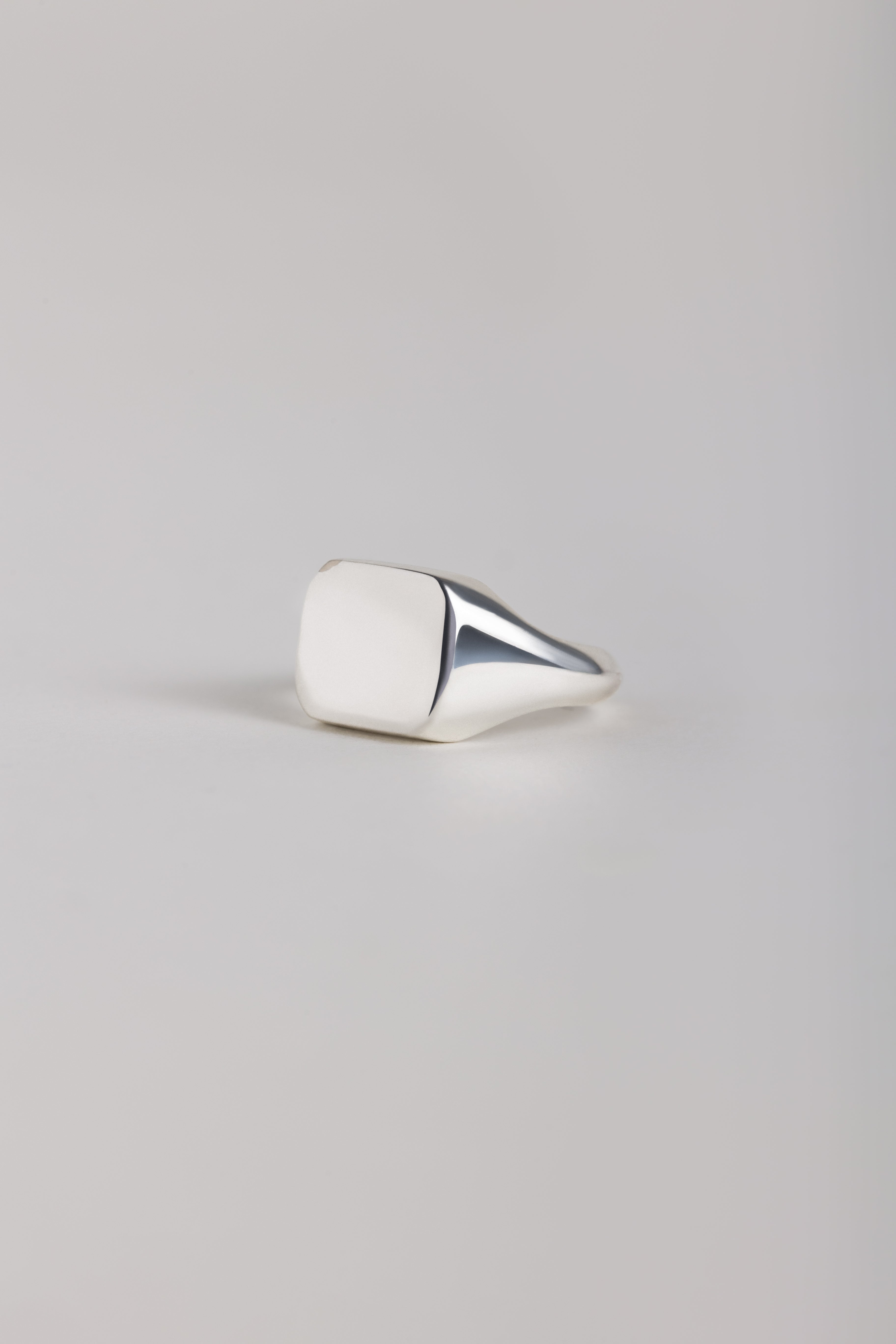Sarah Signet Ring - Sterling Silver