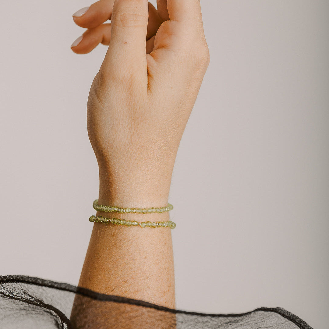 Gold & Peridot Stretchy Bracelet