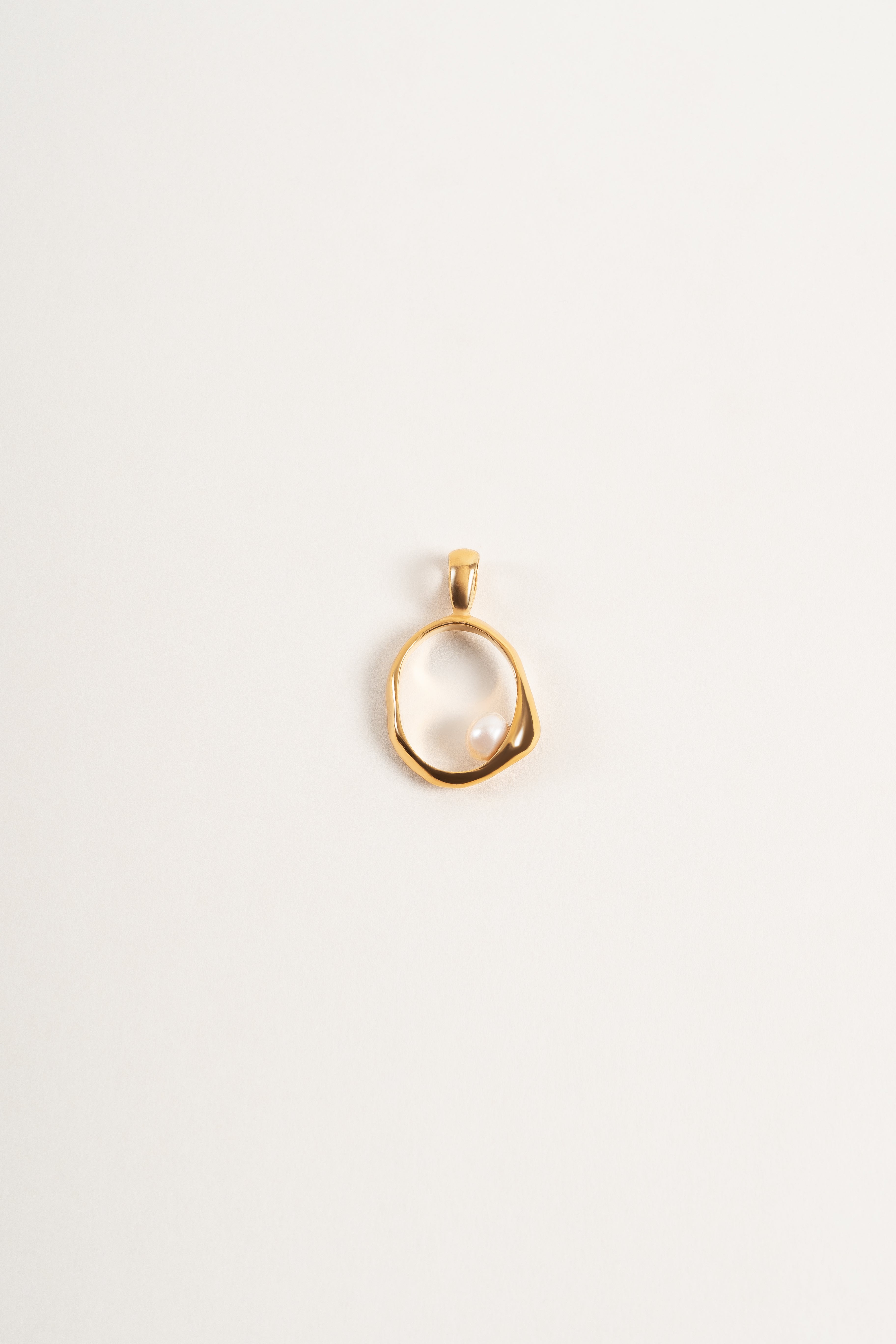 Organic Pearl Pendant