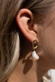 Binah Pearl Earring