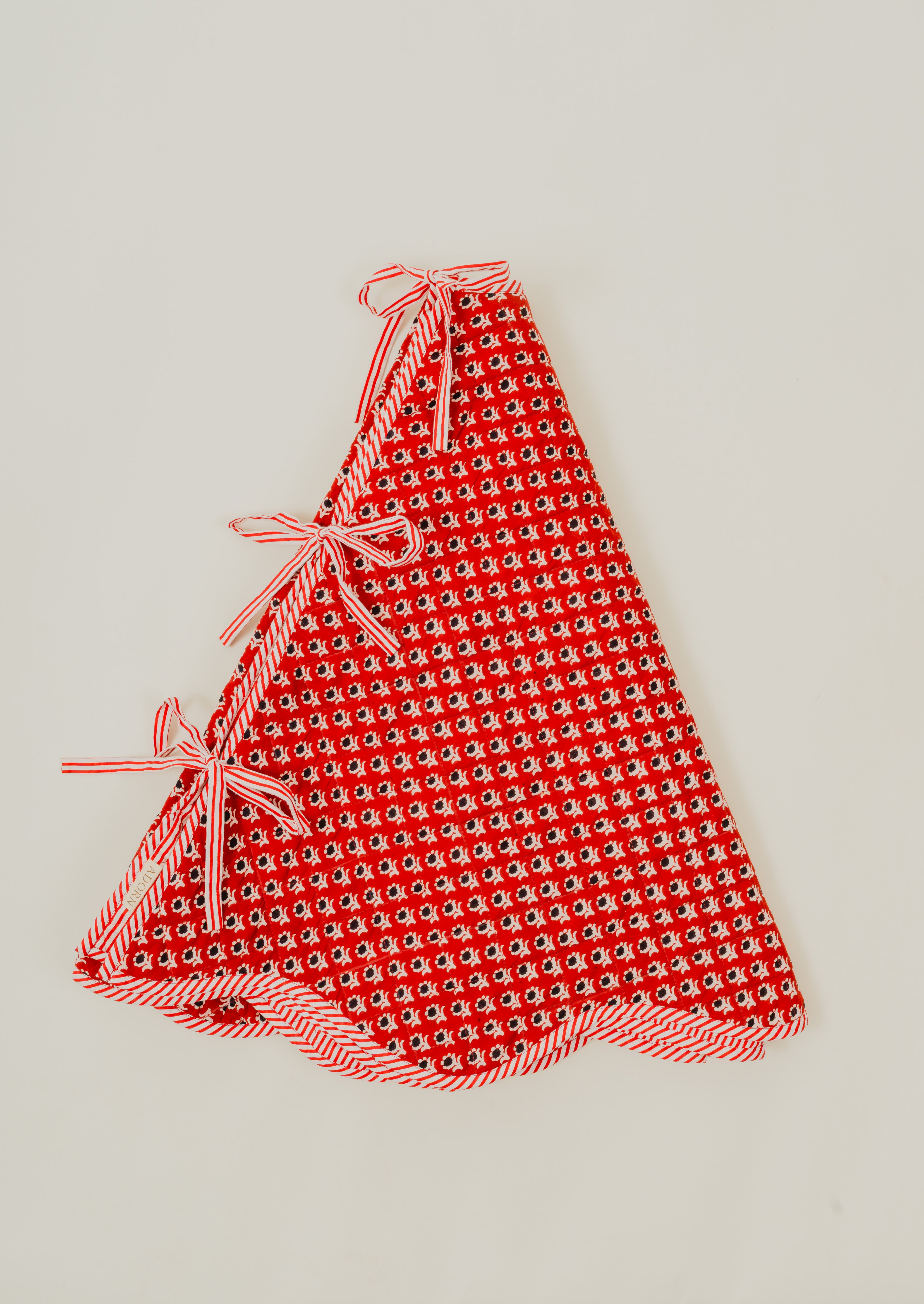 Vintage Noel Tree Skirt