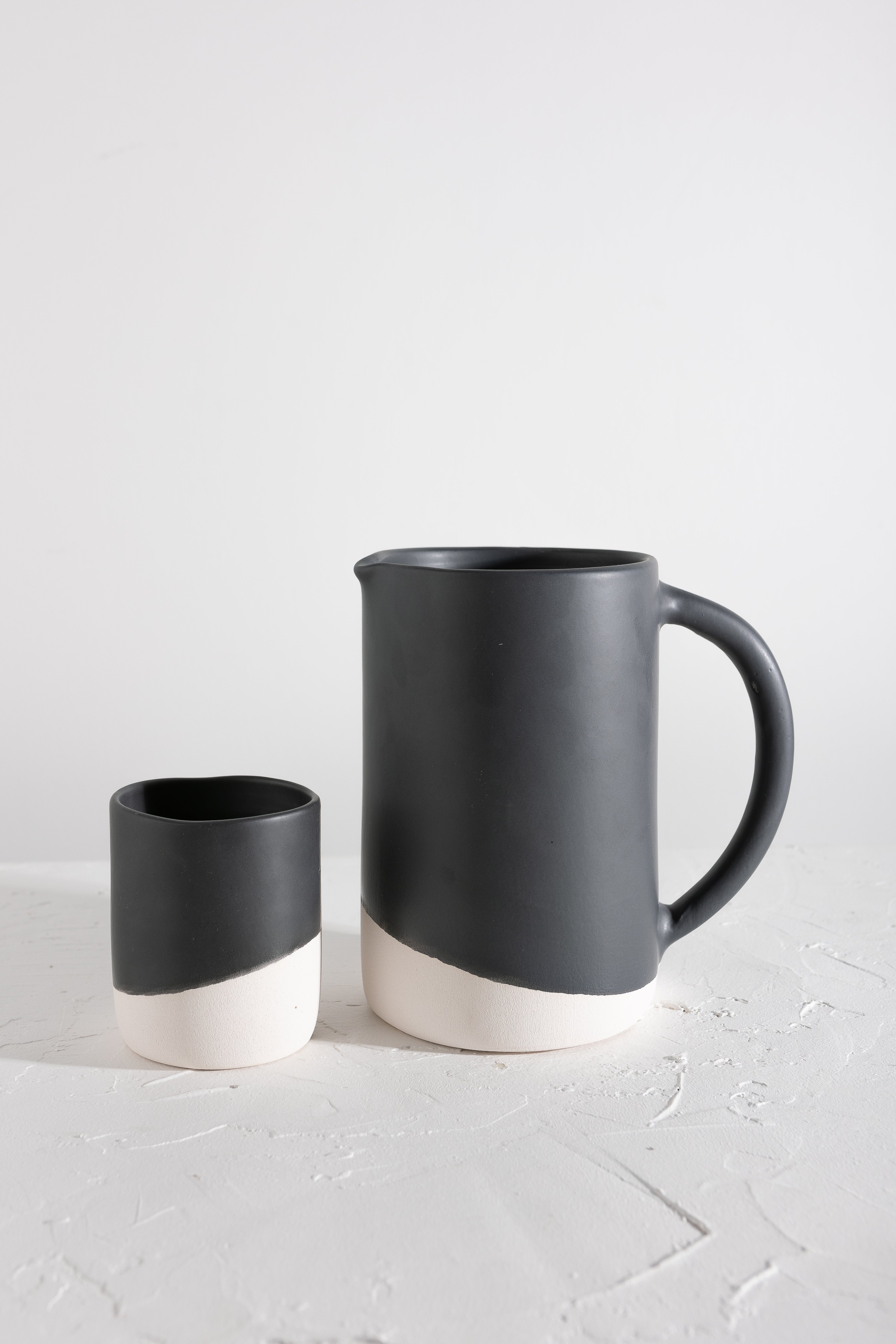 Pitcher (Color: Cream)