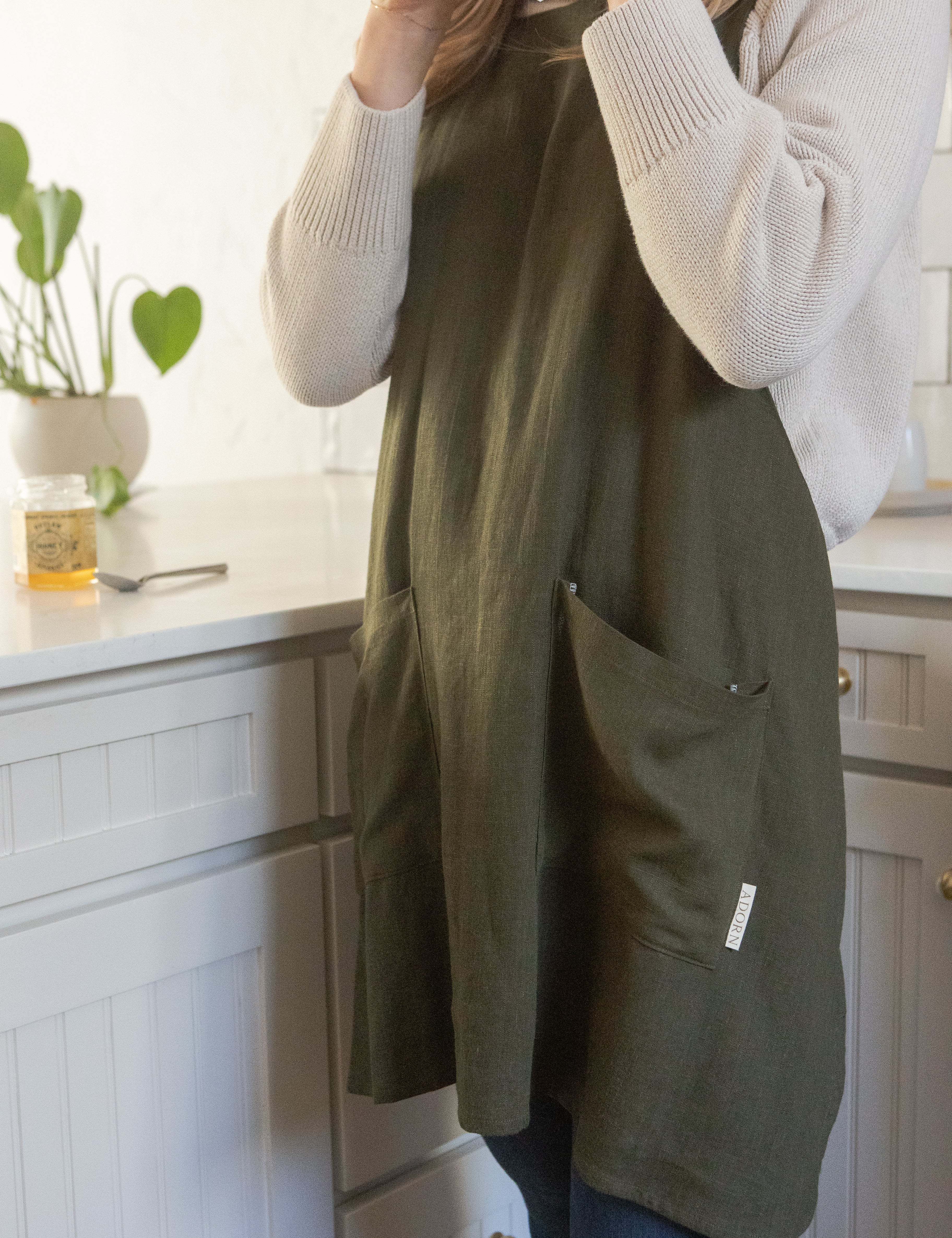 Linen Crossback Apron